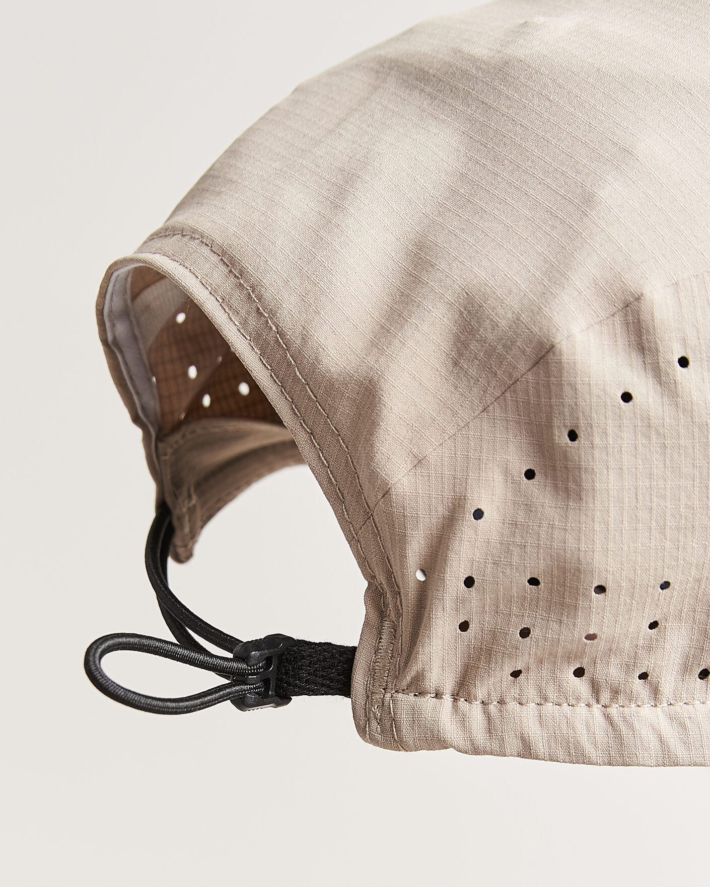 Men | Hats & Caps | SOAR Running | Run Cap Warm Grey