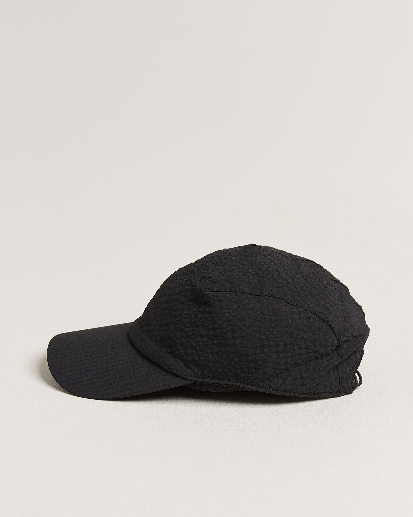 Men | Hats & Caps | SOAR Running | Dart Cap Black