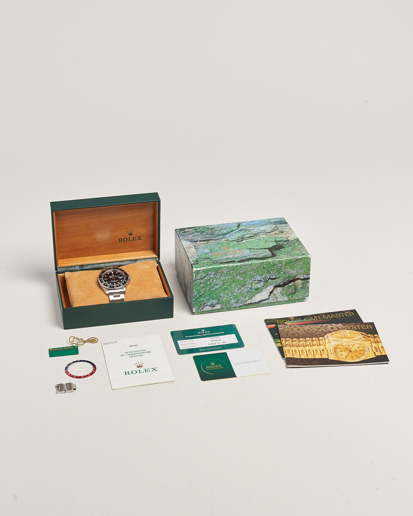 Men | Pre-Owned & Vintage Watches | Rolex Pre-Owned | GMT Master
