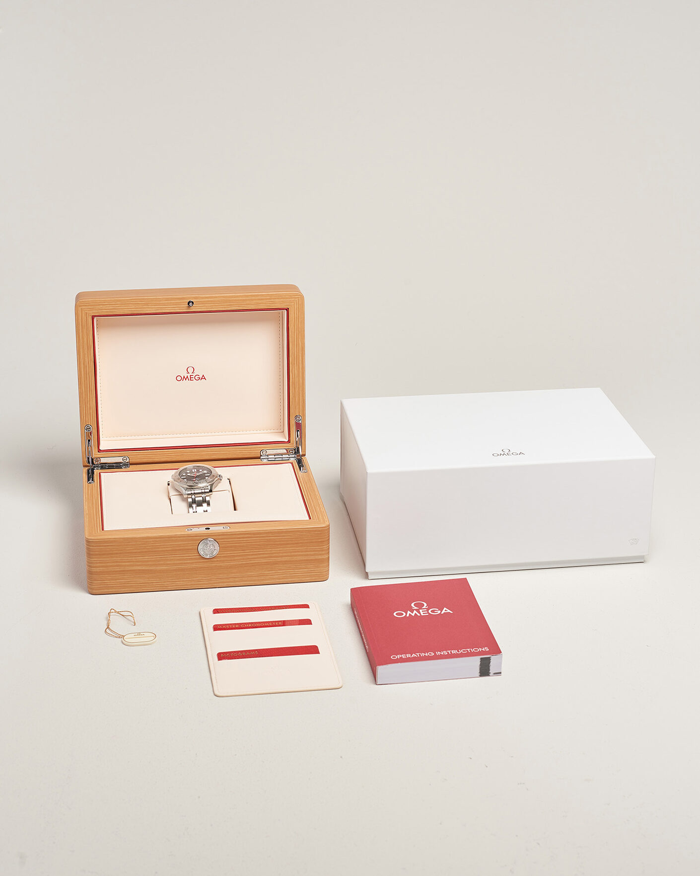 Men | Pre-Owned & Vintage Watches | Omega Pre-Owned | Seamaster Diver 300 M Nekton Edition 