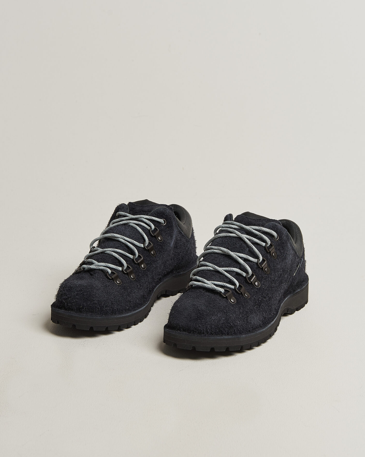 Men | Hiking shoes | Danner | Trail Field GORE-TEX Low Boot Jet Black