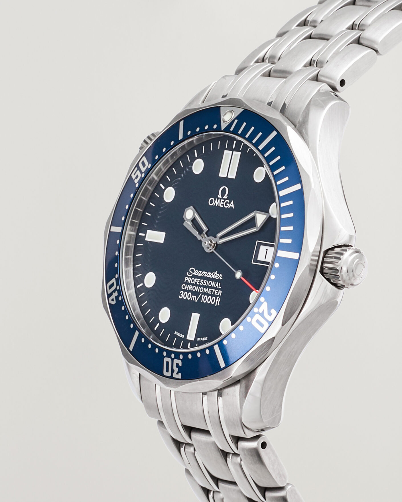 Men | Pre-Owned & Vintage Watches | Omega Pre-Owned | Seamaster 300M SMP 