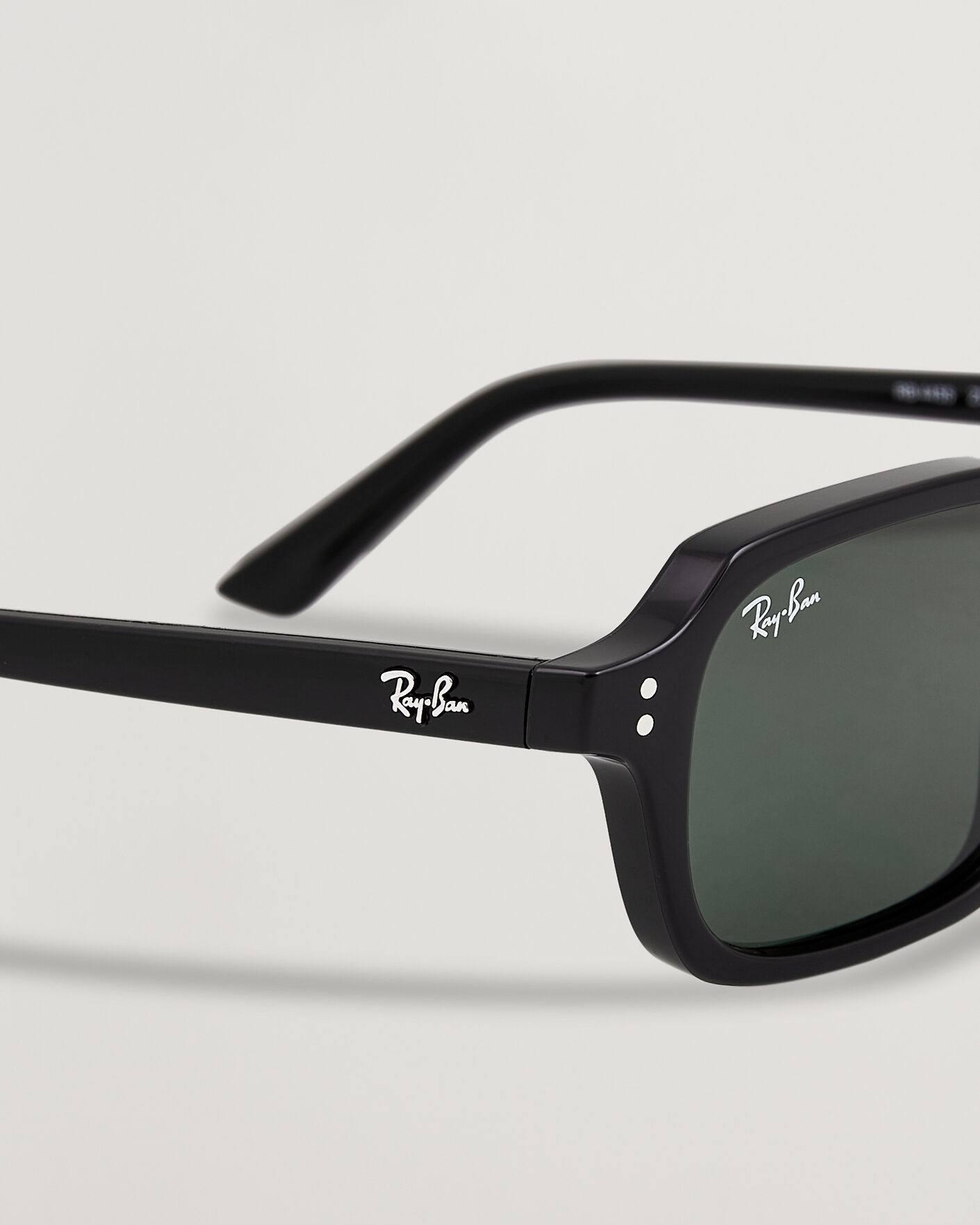 Men | Sunglasses | Ray-Ban | Zuri Sunglasses Black