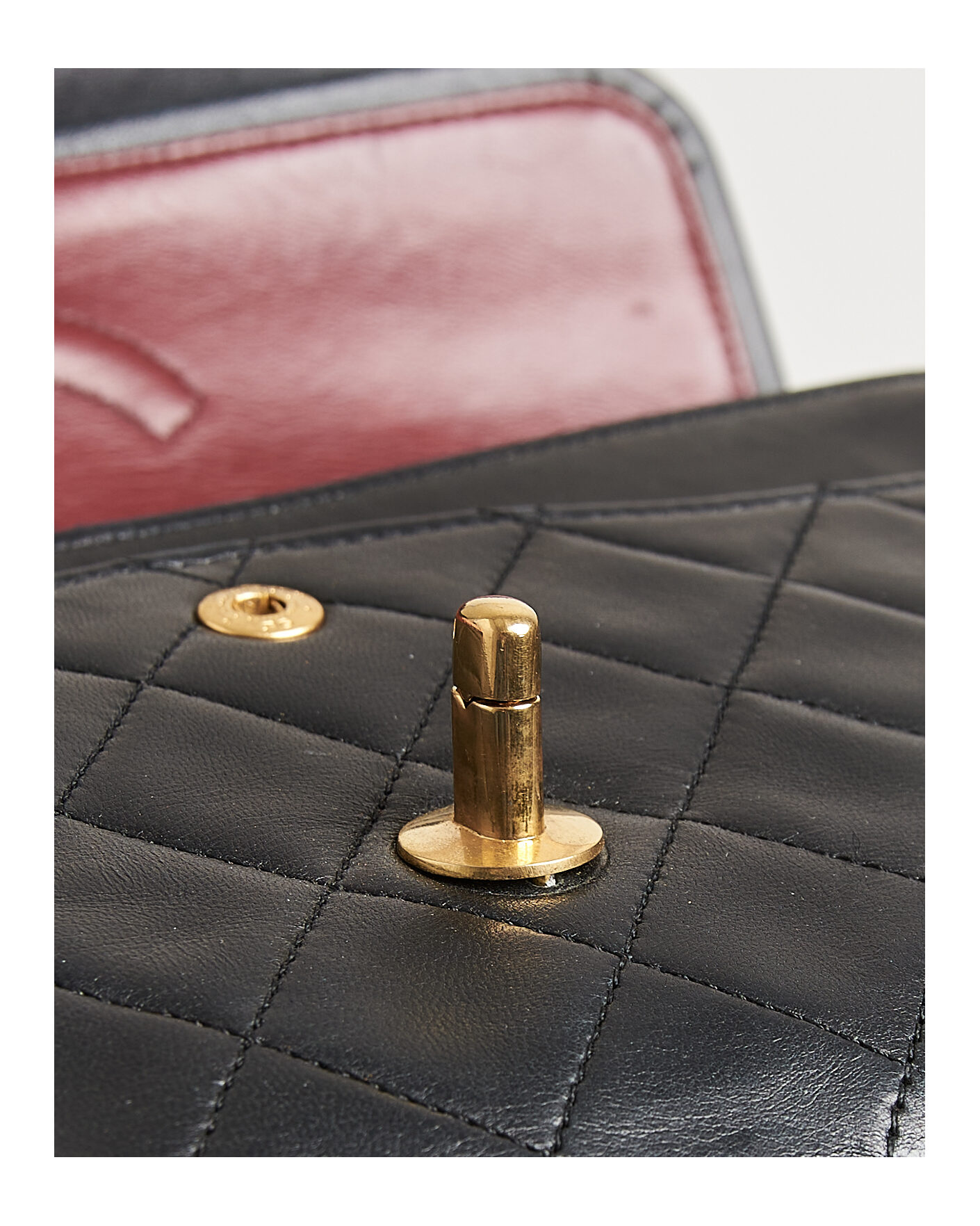 Men | Pre-Owned & Vintage Bags | Chanel Pre-Owned | Classic Medium Double Flap Bag Lambskin Black