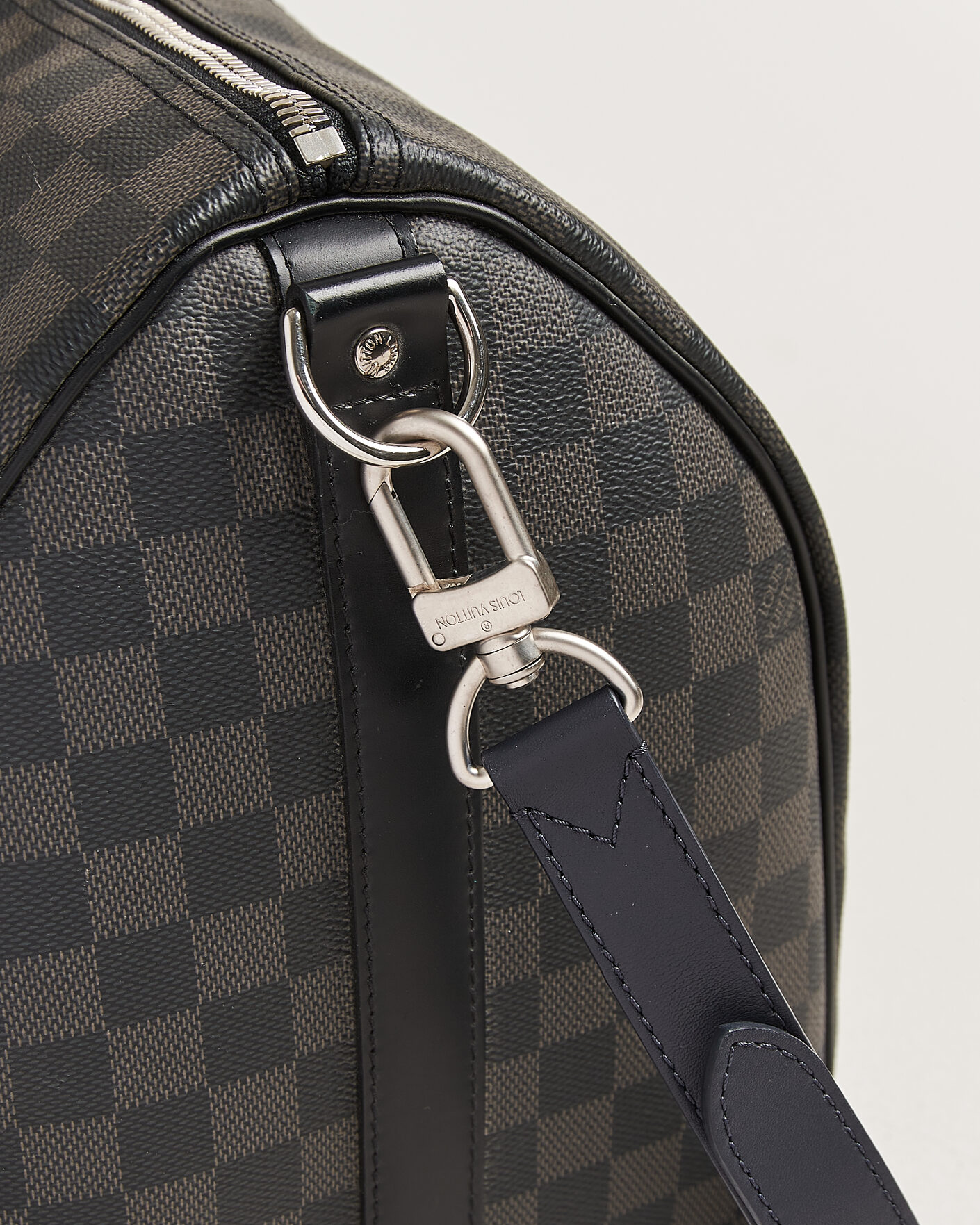 Men | Pre-Owned & Vintage Bags | Louis Vuitton Pre-Owned | Keepall Bandouliére 45 Damier Graphite