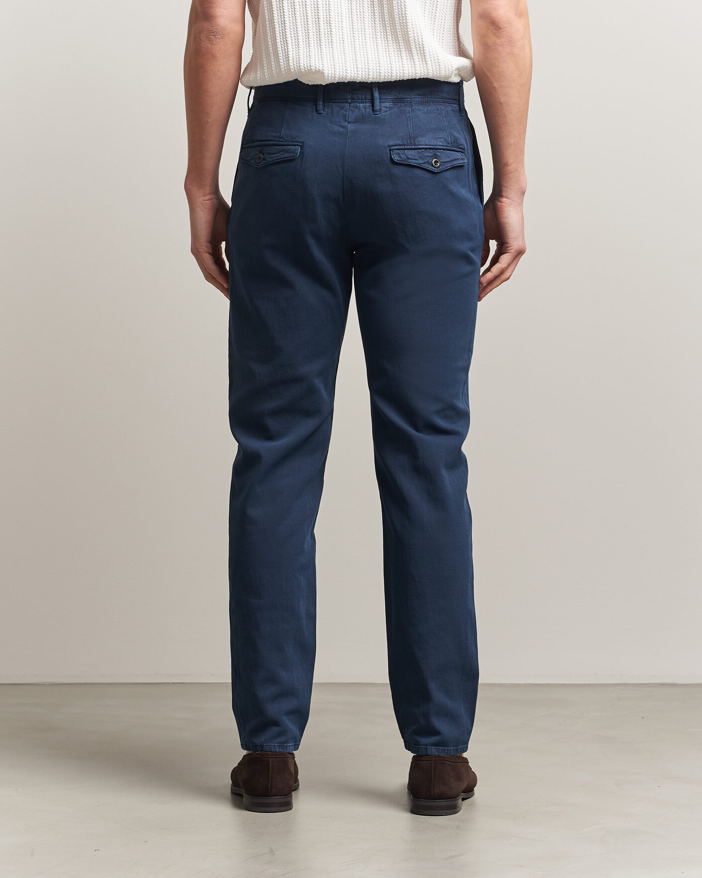 Men | Trousers | Incotex | Tapered Fit Pleated Linen Slacks Navy