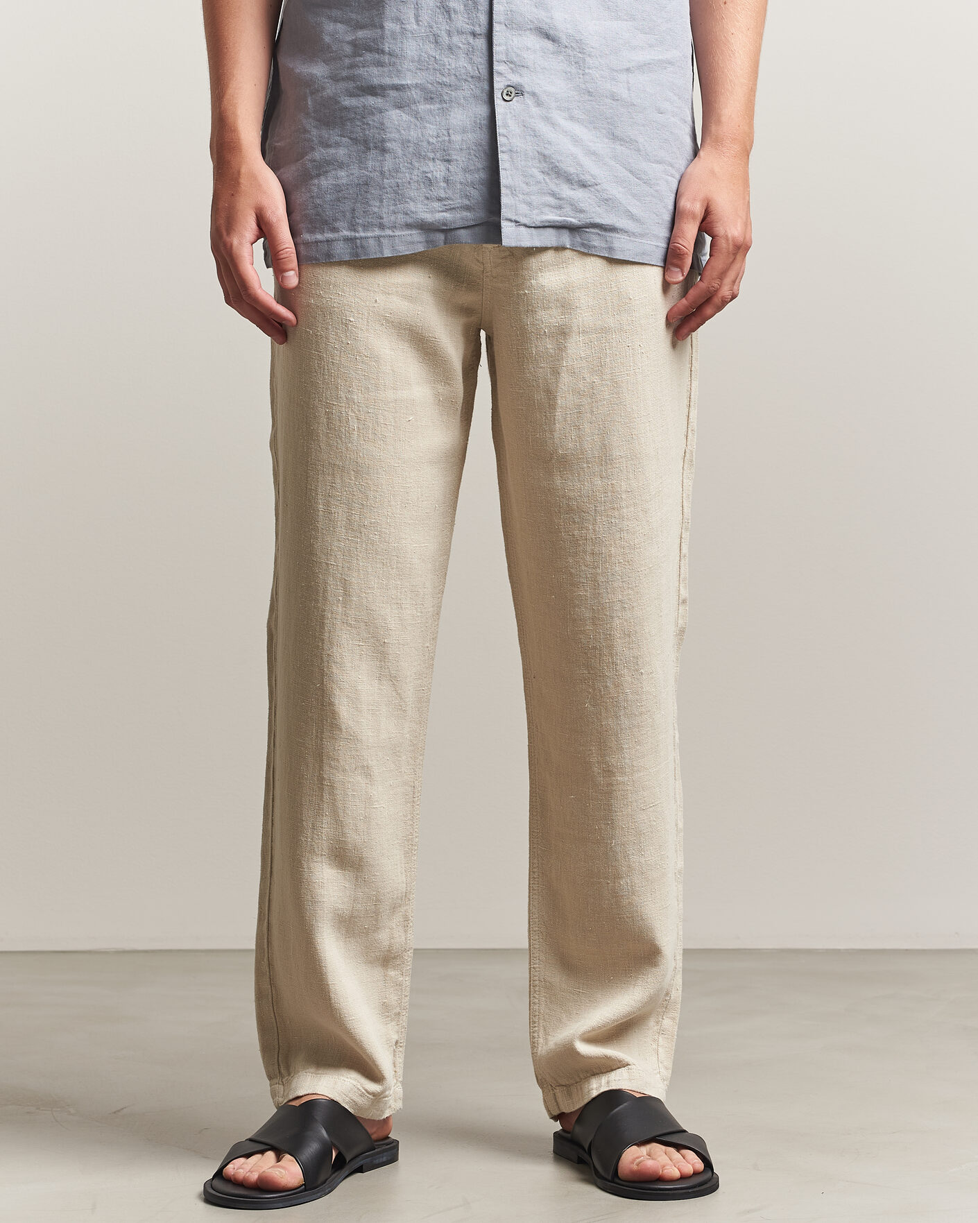Men | Trousers | A Day's March | Redwood Linen Trousers Oyster
