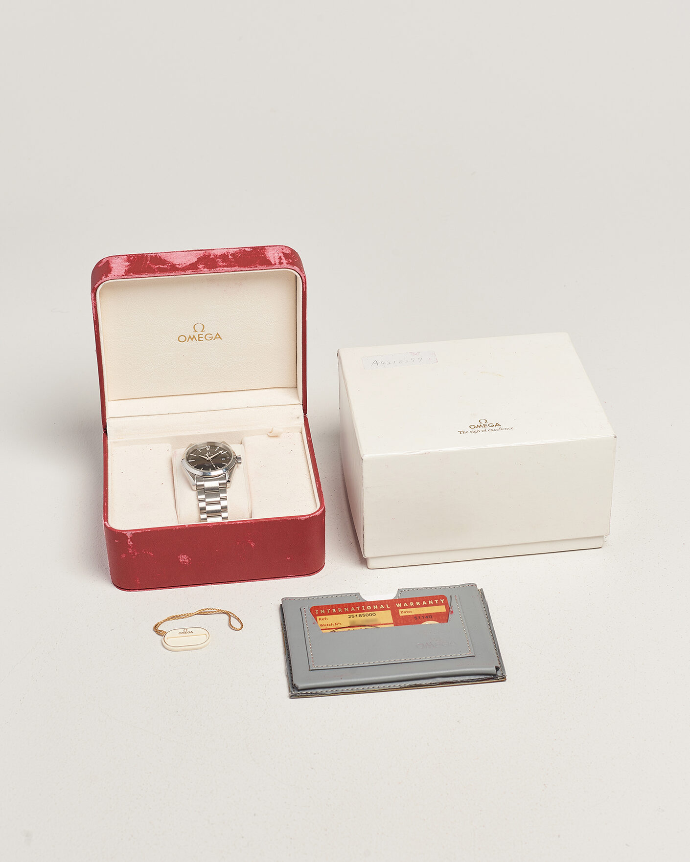 Men | Pre-Owned & Vintage Watches | Omega Pre-Owned | Seamaster Aqua terra 