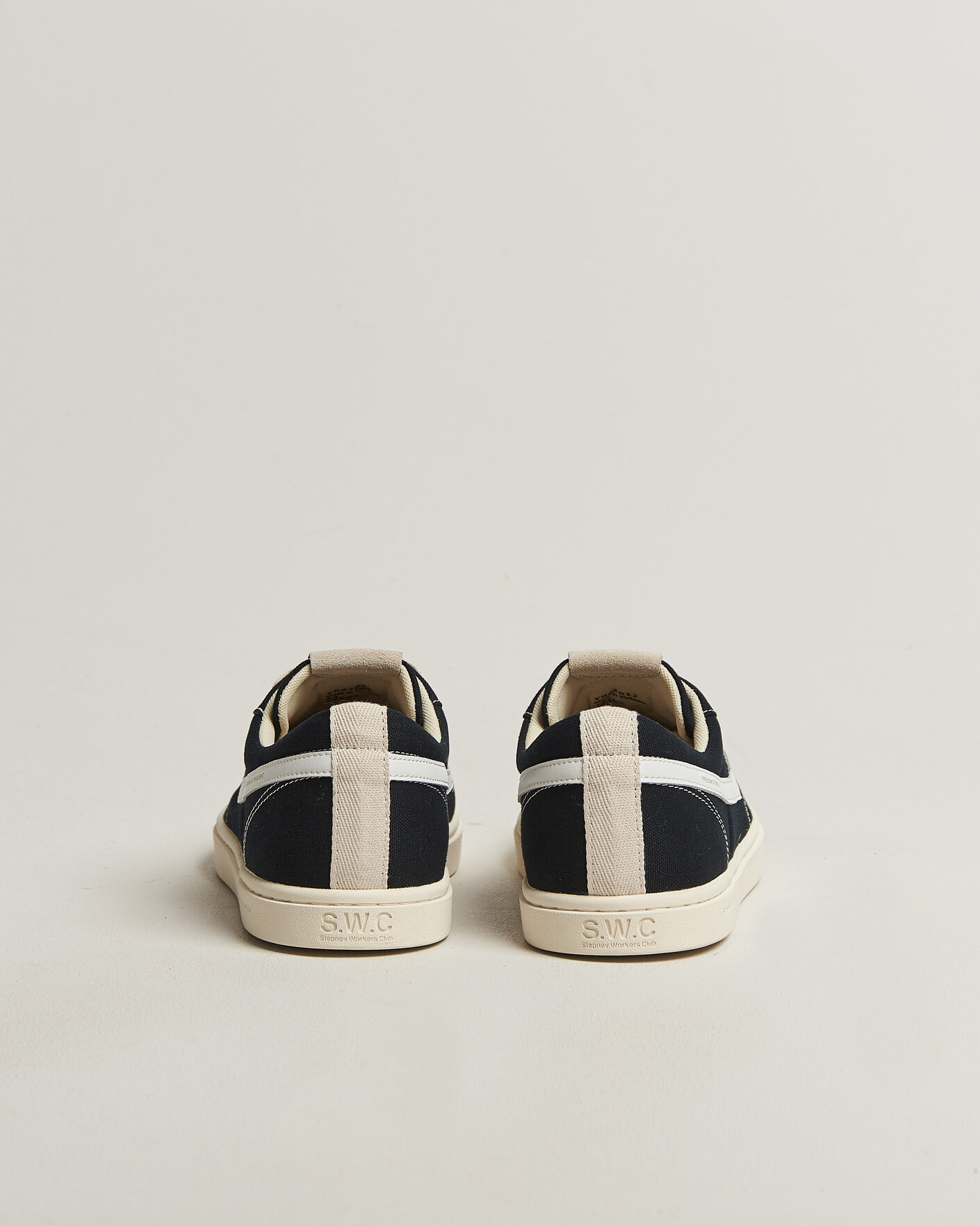Men | Sneakers | Stepney Workers Club | Surma S-Strike Canvas Sneaker Black
