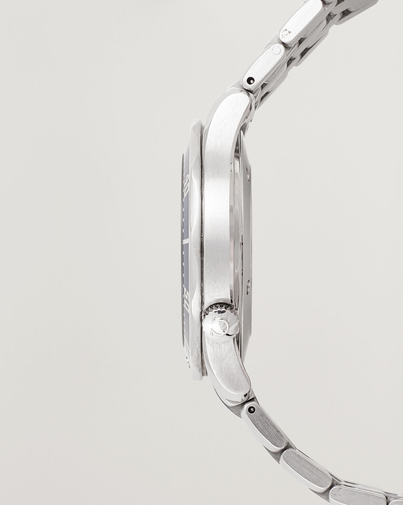 Men | Pre-Owned & Vintage Watches | Omega Pre-Owned | Seamaster 300M 