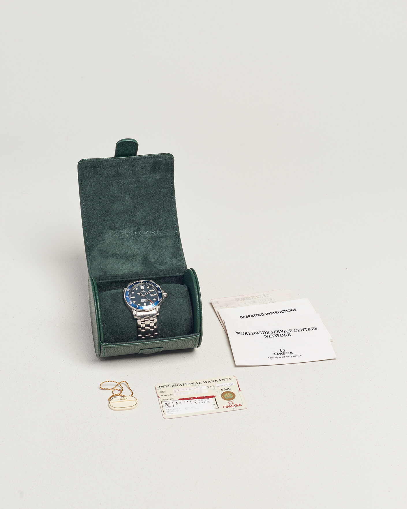 Men | Pre-Owned & Vintage Watches | Omega Pre-Owned | Seamaster 300M 