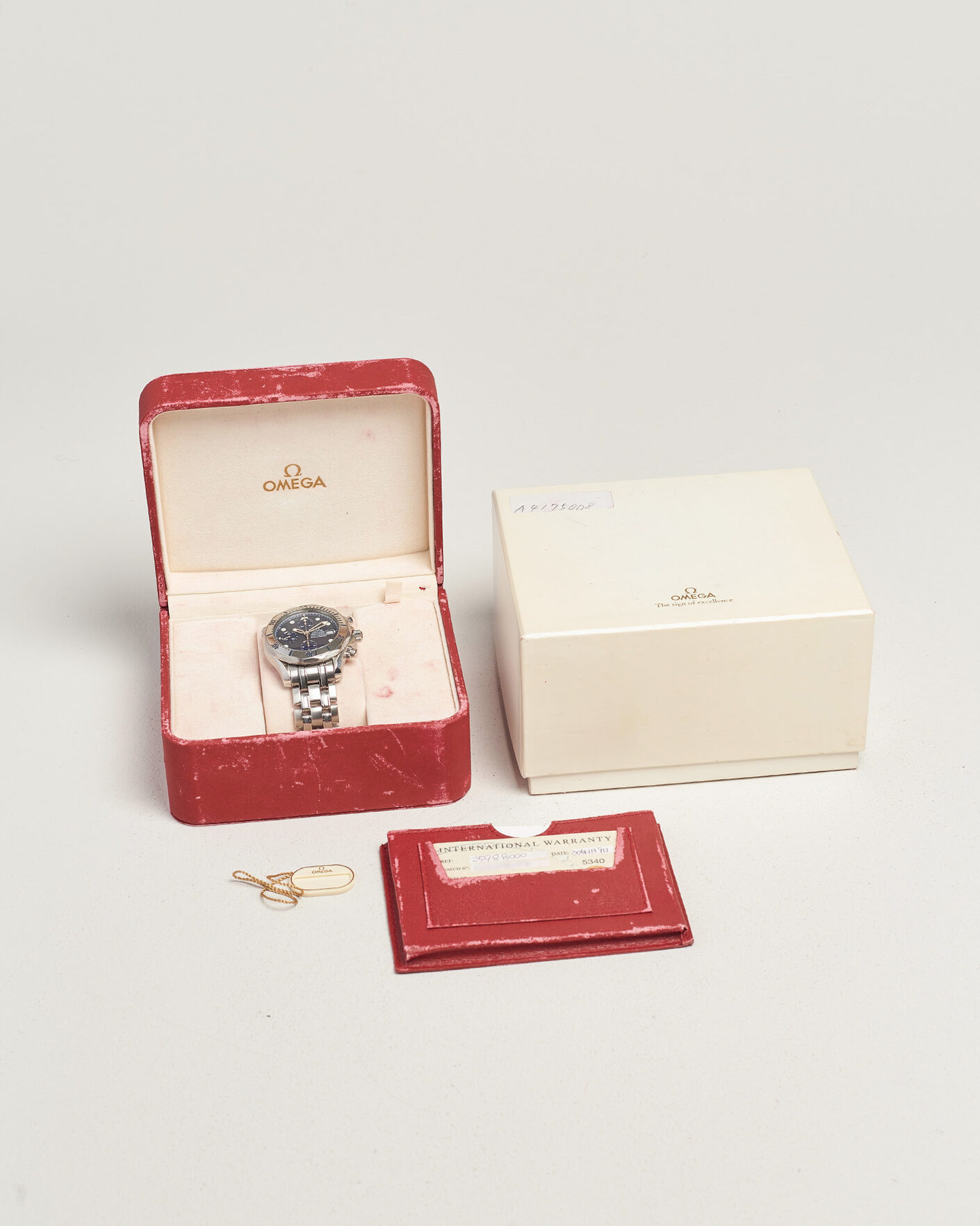 Men | Pre-Owned & Vintage Watches | Omega Pre-Owned | Seamaster Chrono Diver 