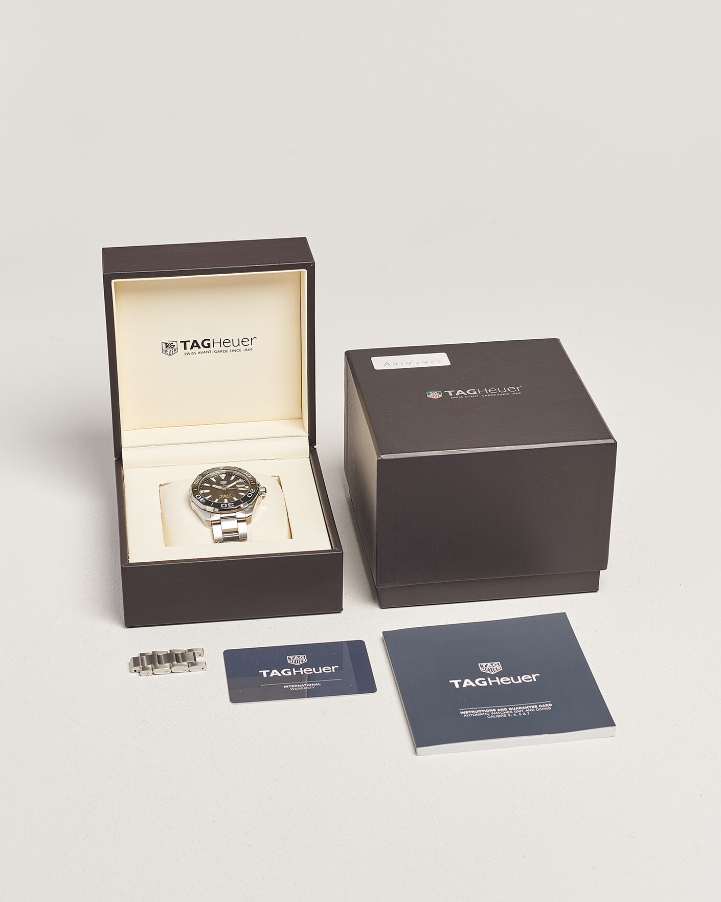 Men | Pre-Owned & Vintage Watches | Tag Heuer Pre-Owned | Aquaracer Caliber 5 