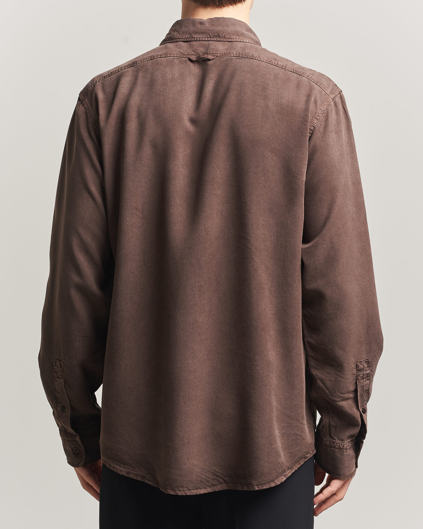 Men | Shirts | Filippa K | Zack Lyocell Shirt Dark Chocolate
