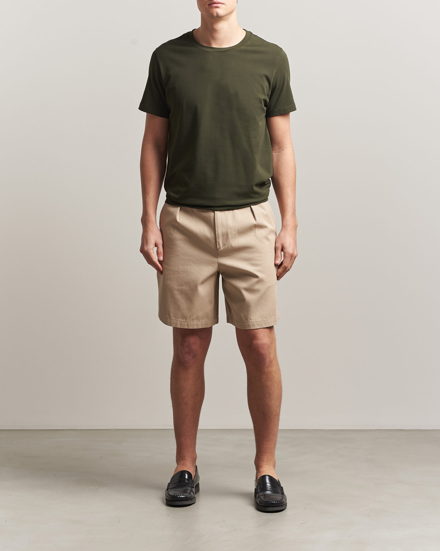 Men | T-Shirts | Filippa K | Soft Lycra T-Shirt Midnight Olive