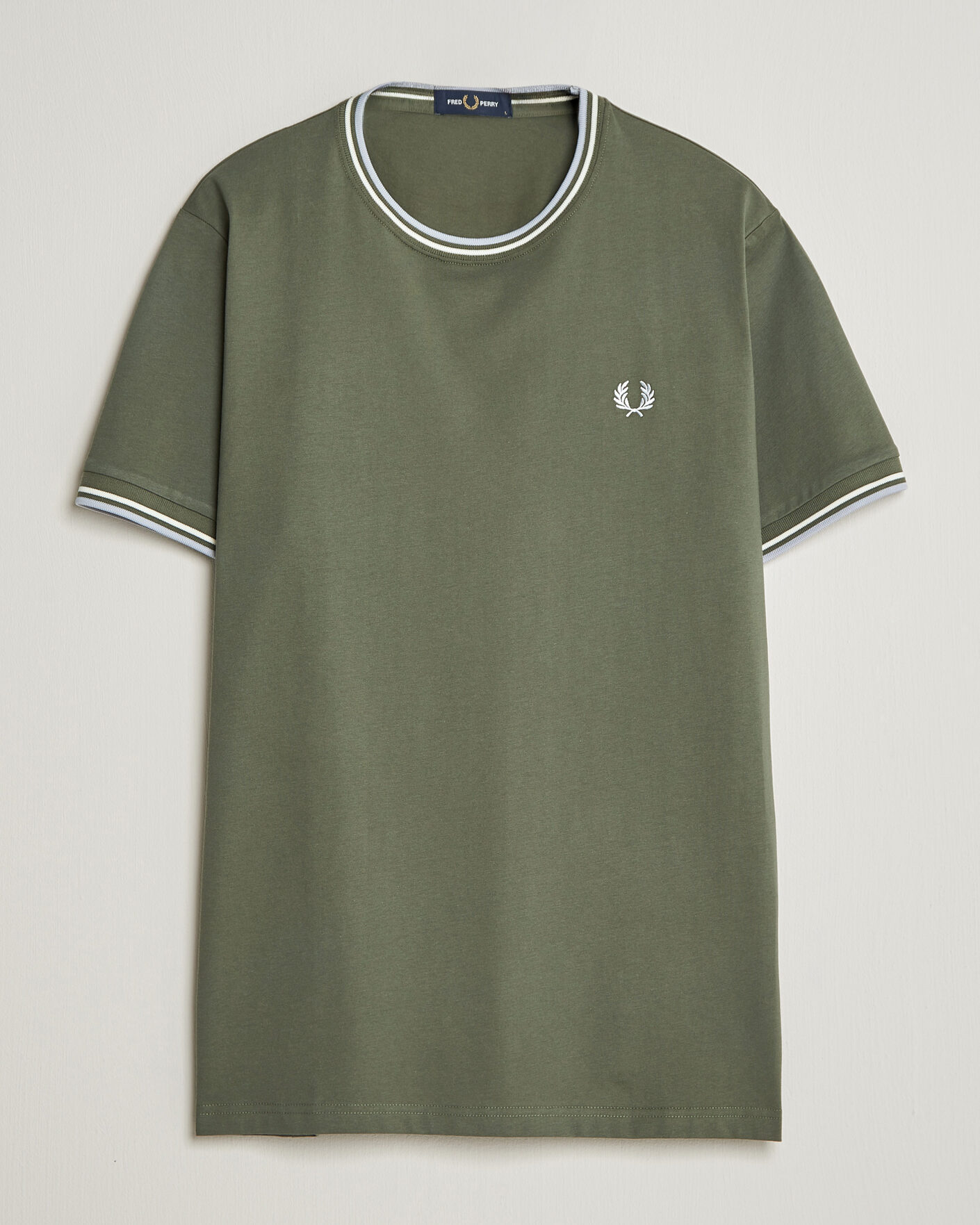Men | T-Shirts | Fred Perry | Twin Tipped T-Shirt Laurel Wreath Green