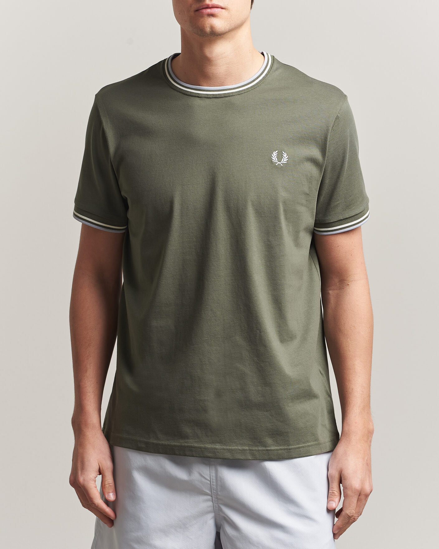 Men | T-Shirts | Fred Perry | Twin Tipped T-Shirt Laurel Wreath Green