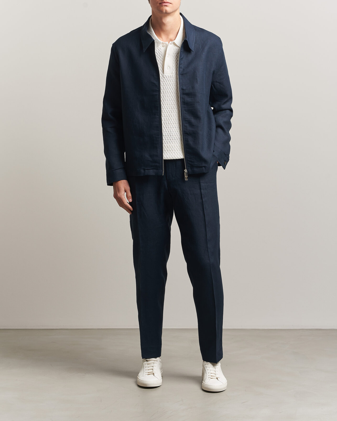 Men | Trousers | J.Lindeberg | Soren Drape Linen Pants Navy