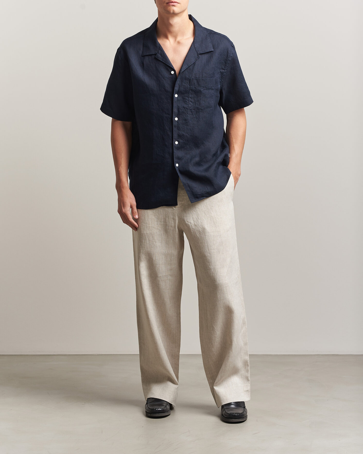J.Lindeberg Noah Drape Linen Pants Moonbeam at CareOfCarl.com