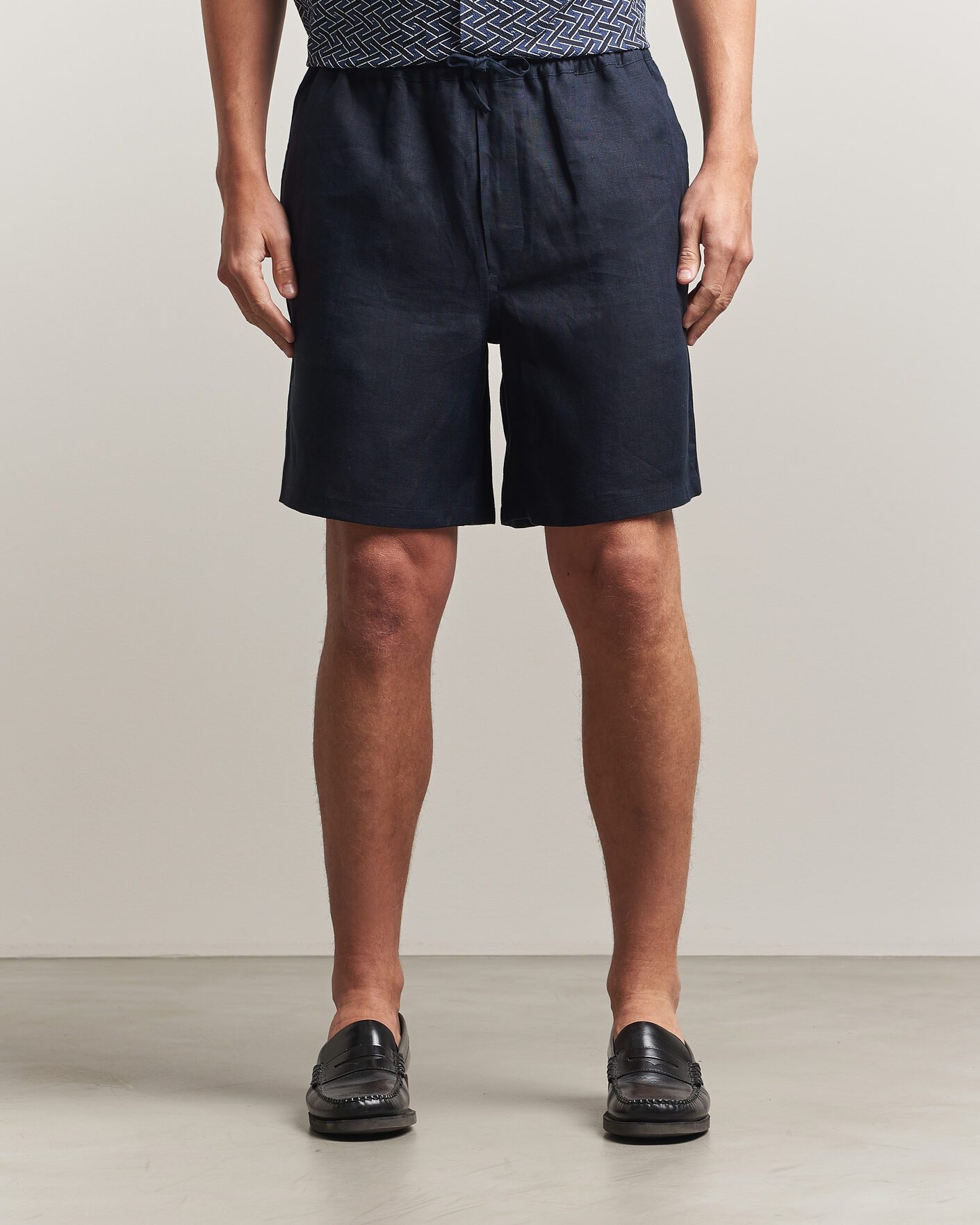 J.Lindeberg Joff Linen Drawstring Shorts Navy at CareOfCarl.com