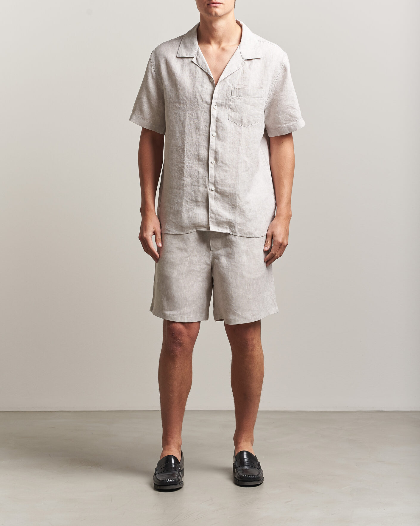 Men | Shorts | J.Lindeberg | Joff Linen Drawstring Shorts Moonbeam