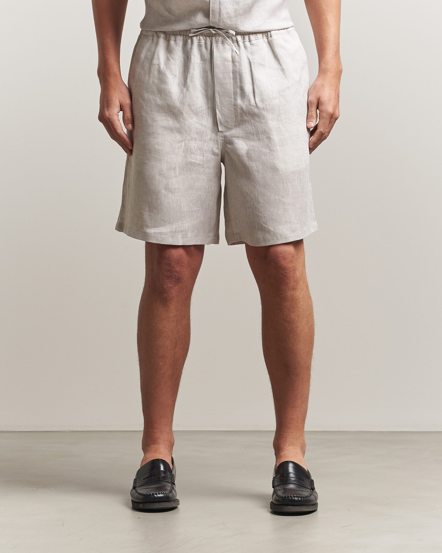 Men | Shorts | J.Lindeberg | Joff Linen Drawstring Shorts Moonbeam