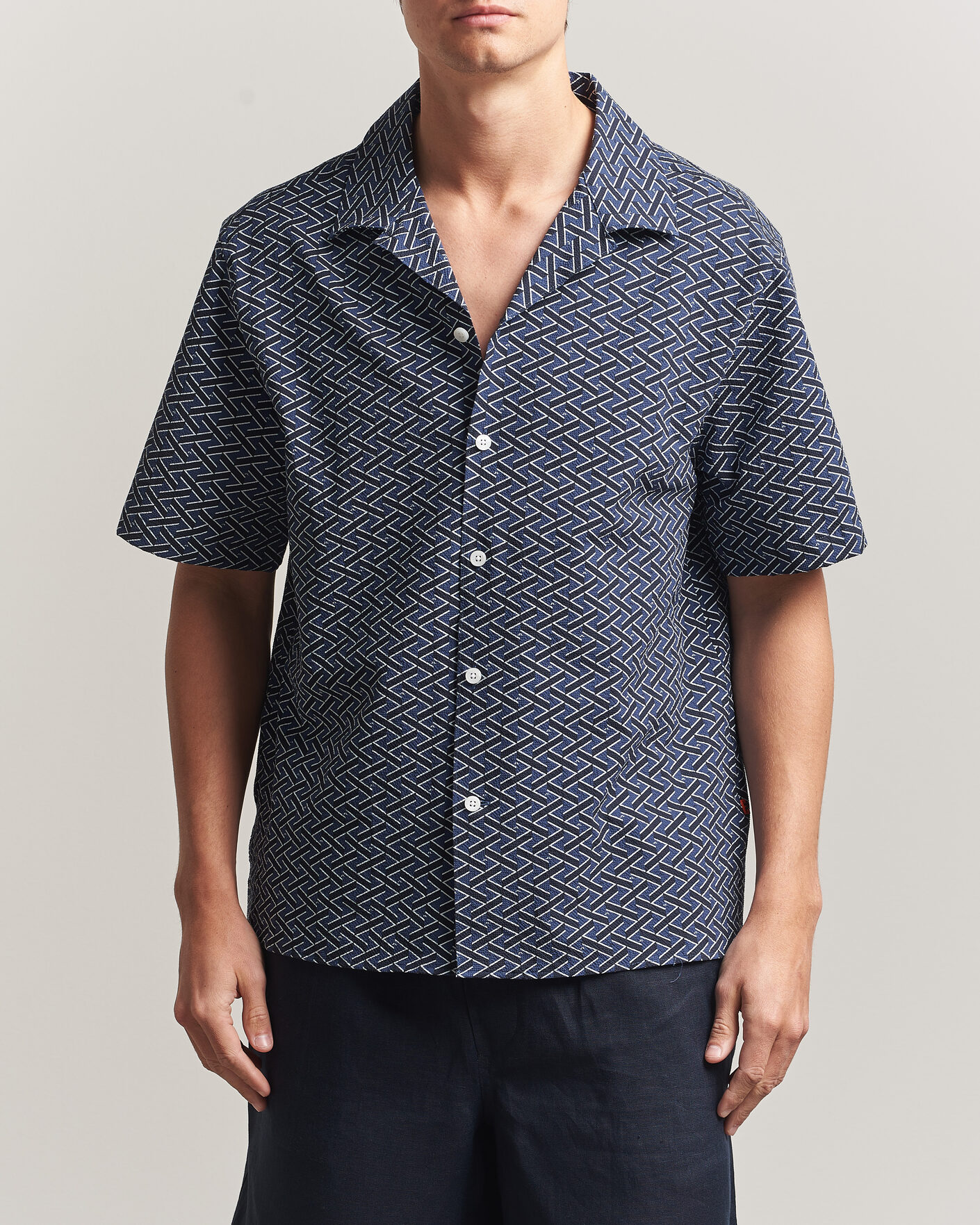 Men | Shirts | J.Lindeberg | Donso Geo Printed Resort Shirt Estate Navy