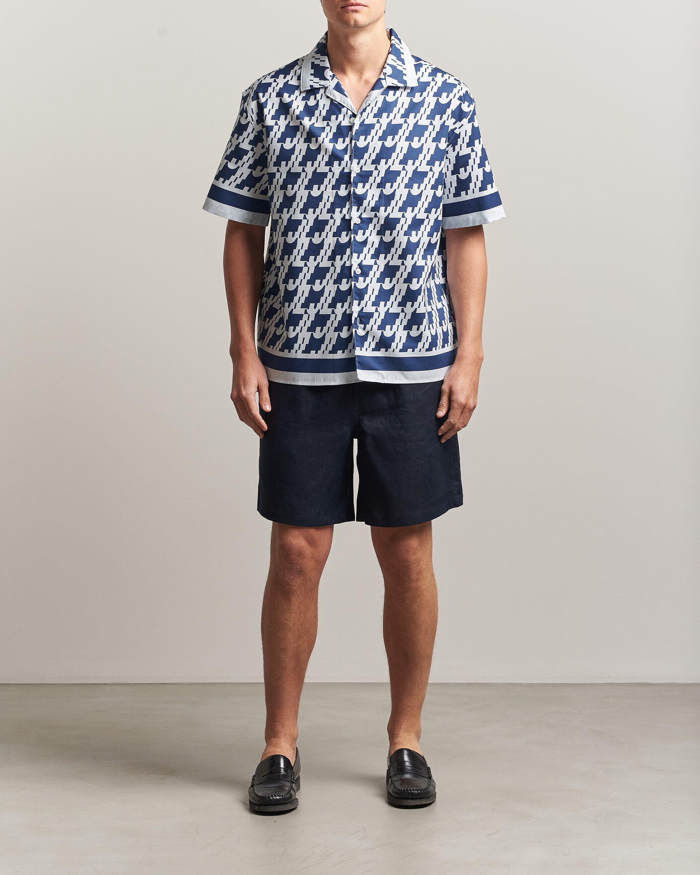 Men | Shirts | J.Lindeberg | Ellis Border Printed Resort Shirt Estate Blue