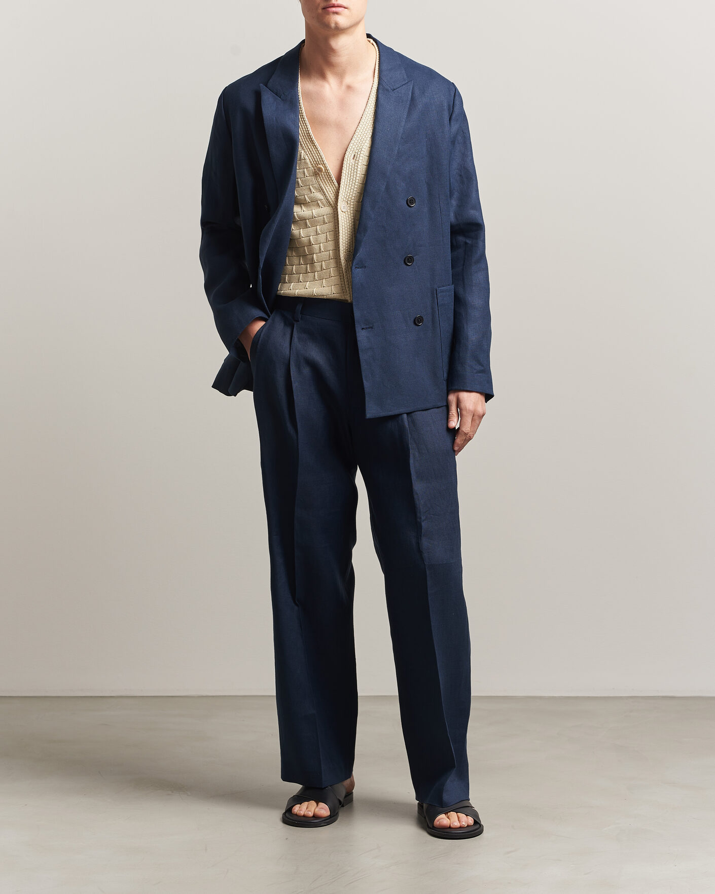 Men | Trousers | NN07 | Justin Linen Double Pleated Trousers Navy Blue