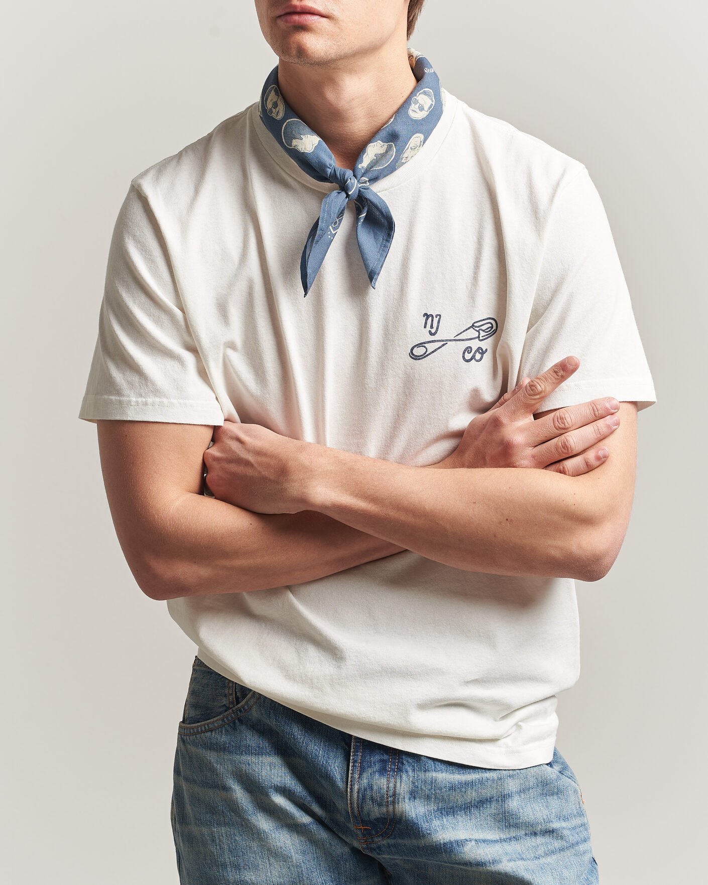 Men | T-Shirts | Nudie Jeans | Roy NJCO Pin T-Shirt Chalk White