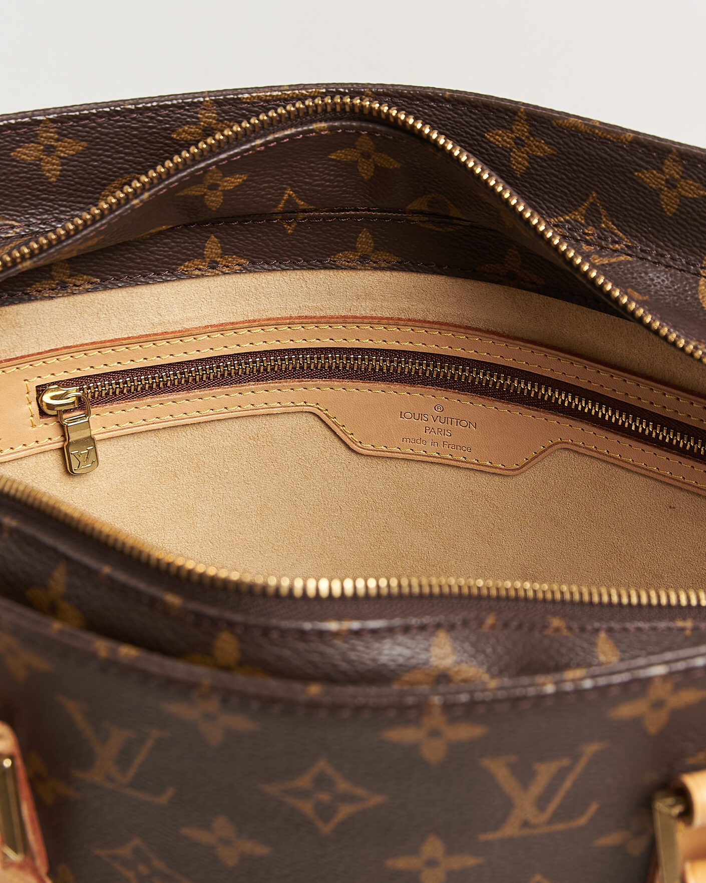 Men | Pre-Owned & Vintage Bags | Louis Vuitton Pre-Owned | Luco Bag Monogram