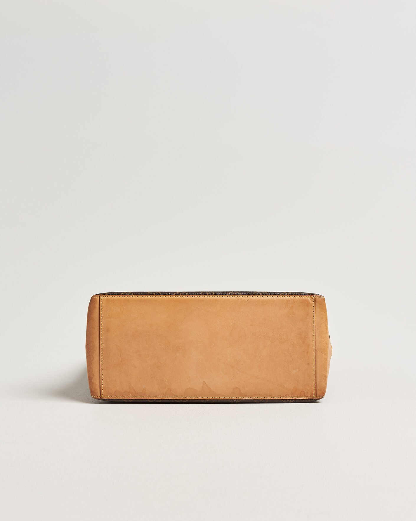 Men | Pre-Owned & Vintage Bags | Louis Vuitton Pre-Owned | Cabas Mezzo Monogram