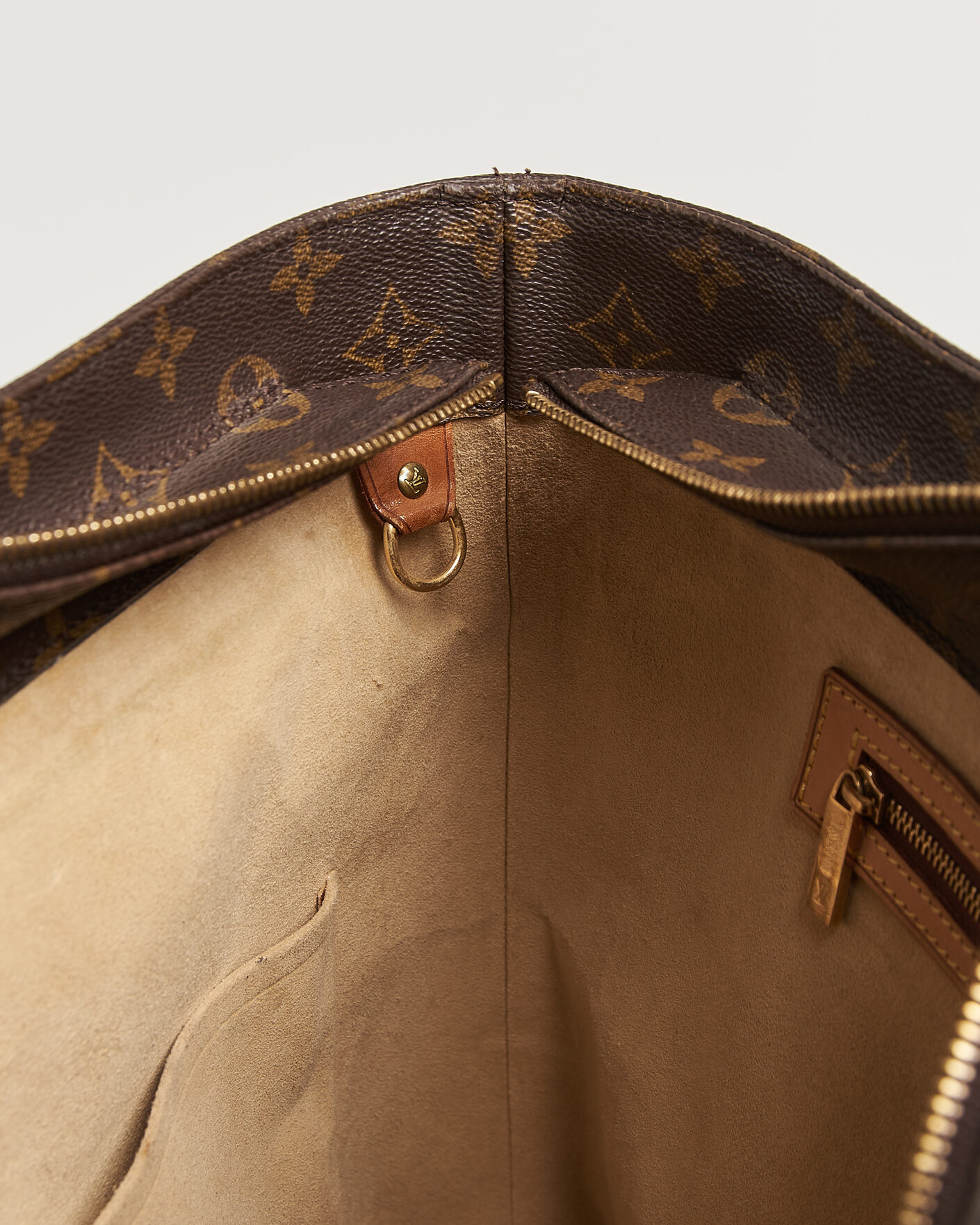 Men | Pre-Owned & Vintage Bags | Louis Vuitton Pre-Owned | Luco Bag Monogram