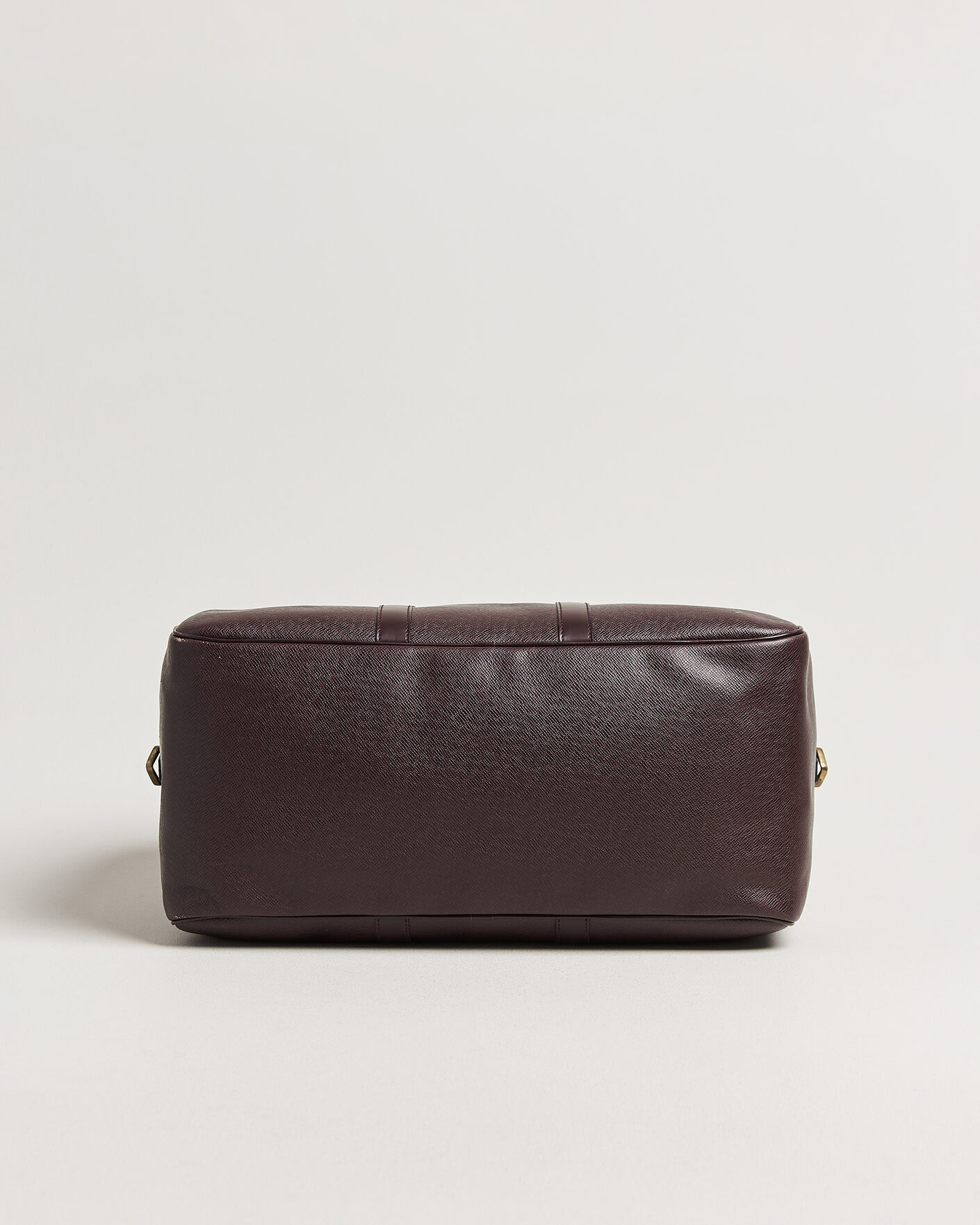 Men | Pre-Owned & Vintage Bags | Louis Vuitton Pre-Owned | Taiga Kendall Weekend Bag PM Burgundy