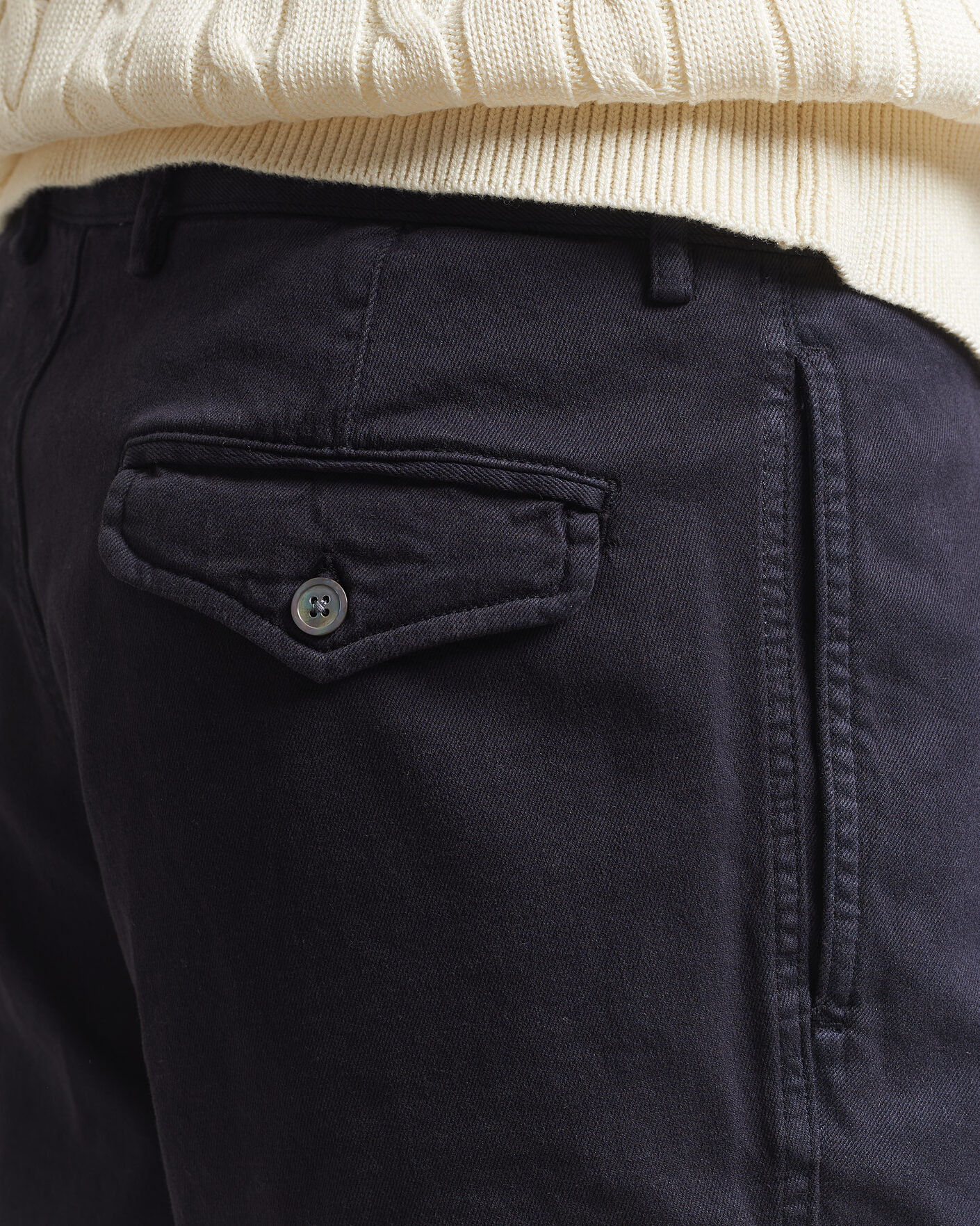 Men | Shorts | Oscar Jacobson | Tanker Pleat Shorts Navy