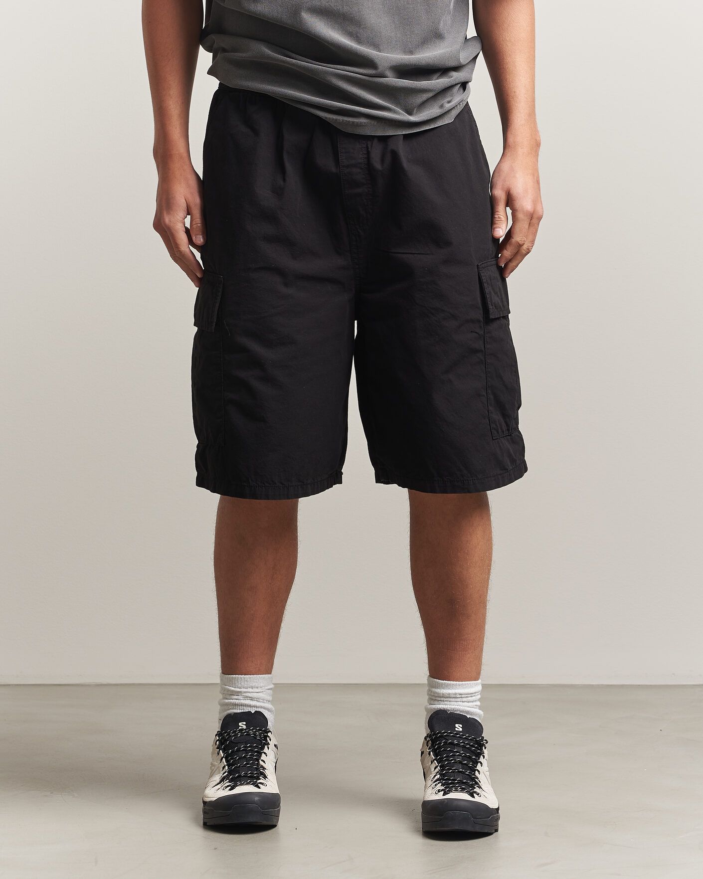 Men | Shorts | Carhartt WIP | Mandler Cargo Cotton Poplin Shorts Black