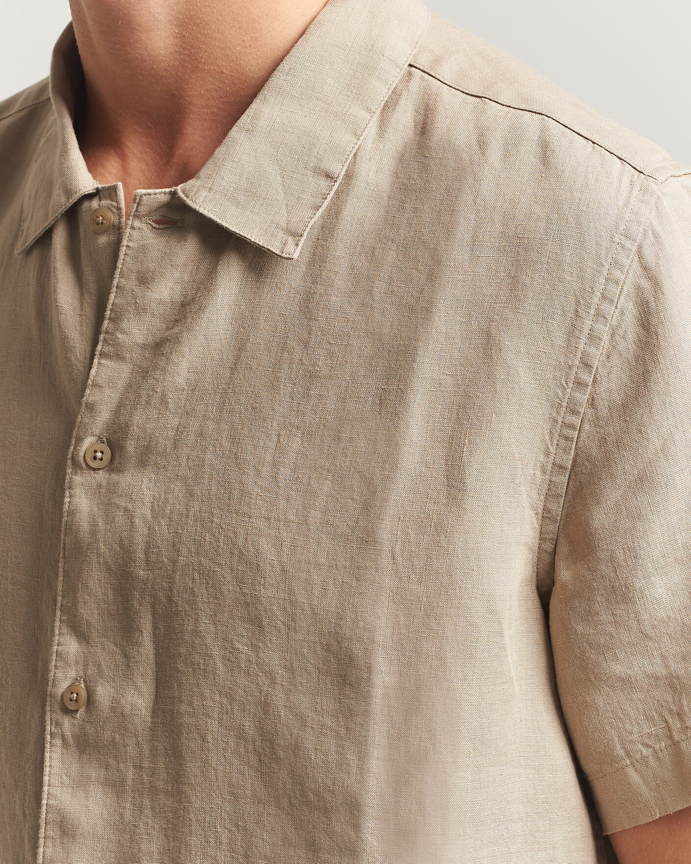 Men | Shirts | Samsøe Samsøe | Avan Linen Short Sleeve Shirt Aluminum