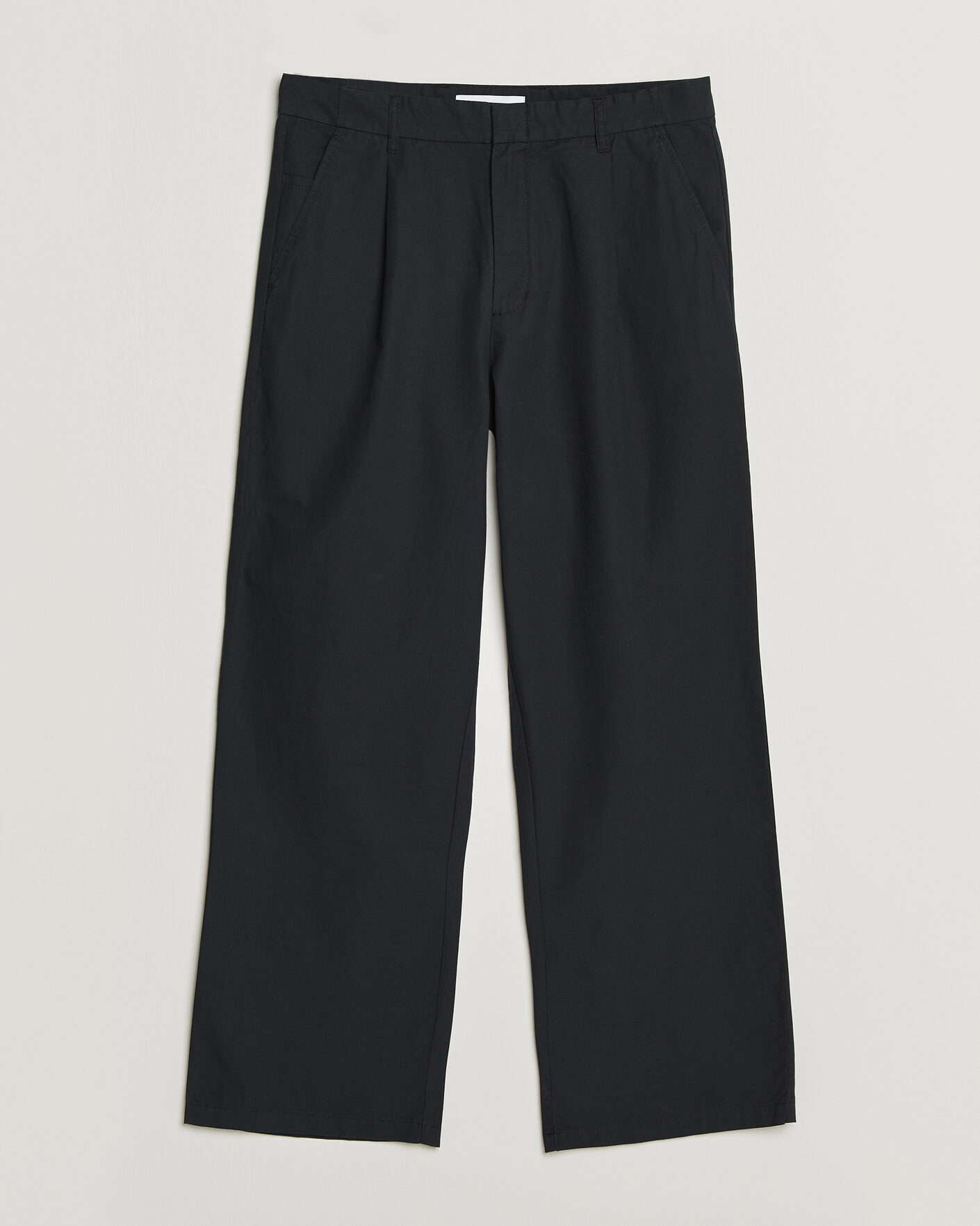 Men | Trousers | Samsøe Samsøe | Valentin Cotton/Linen Pleated Trousers Black