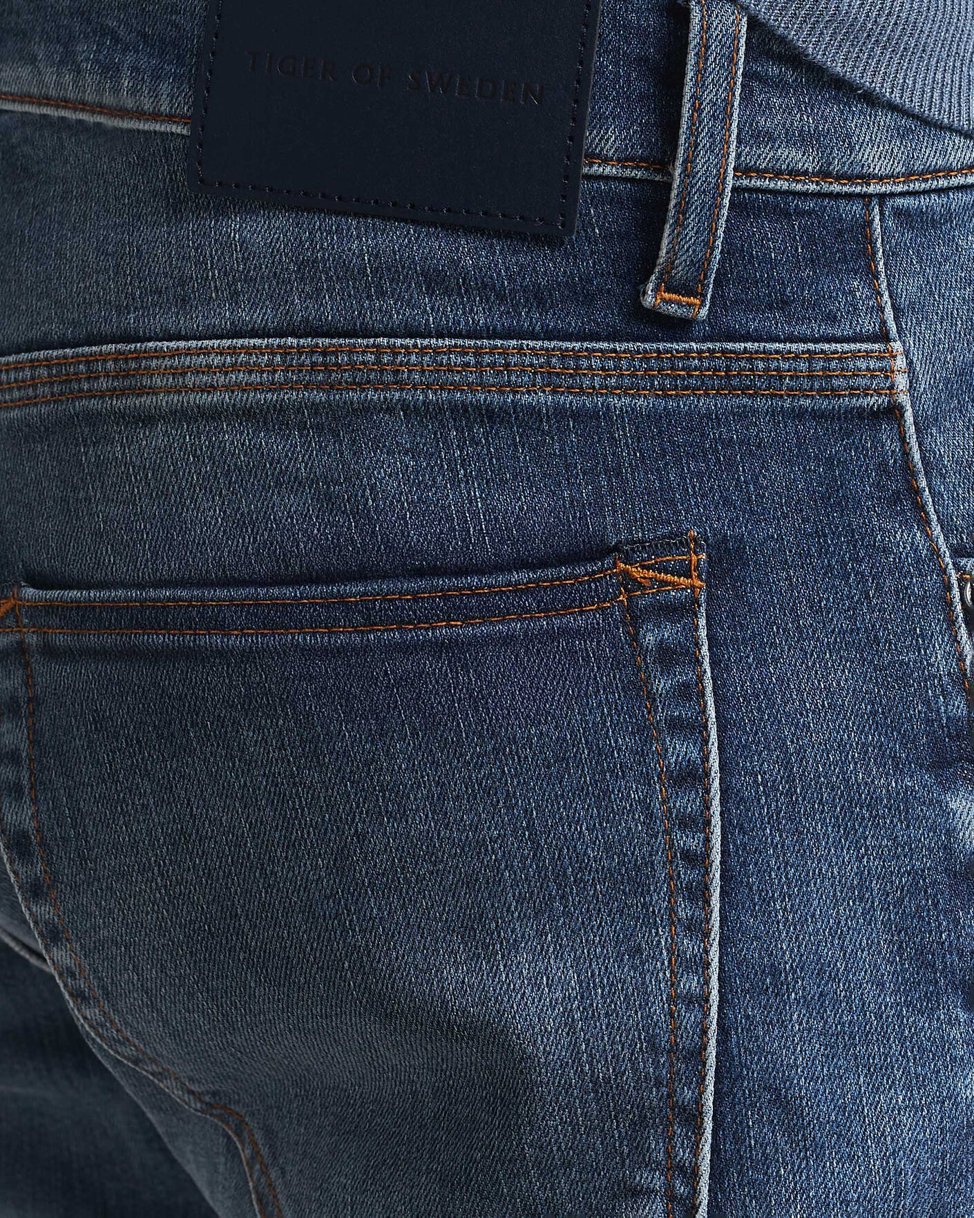 Men | Trousers | Tiger of Sweden | Pistolero Jeans Medium Blue
