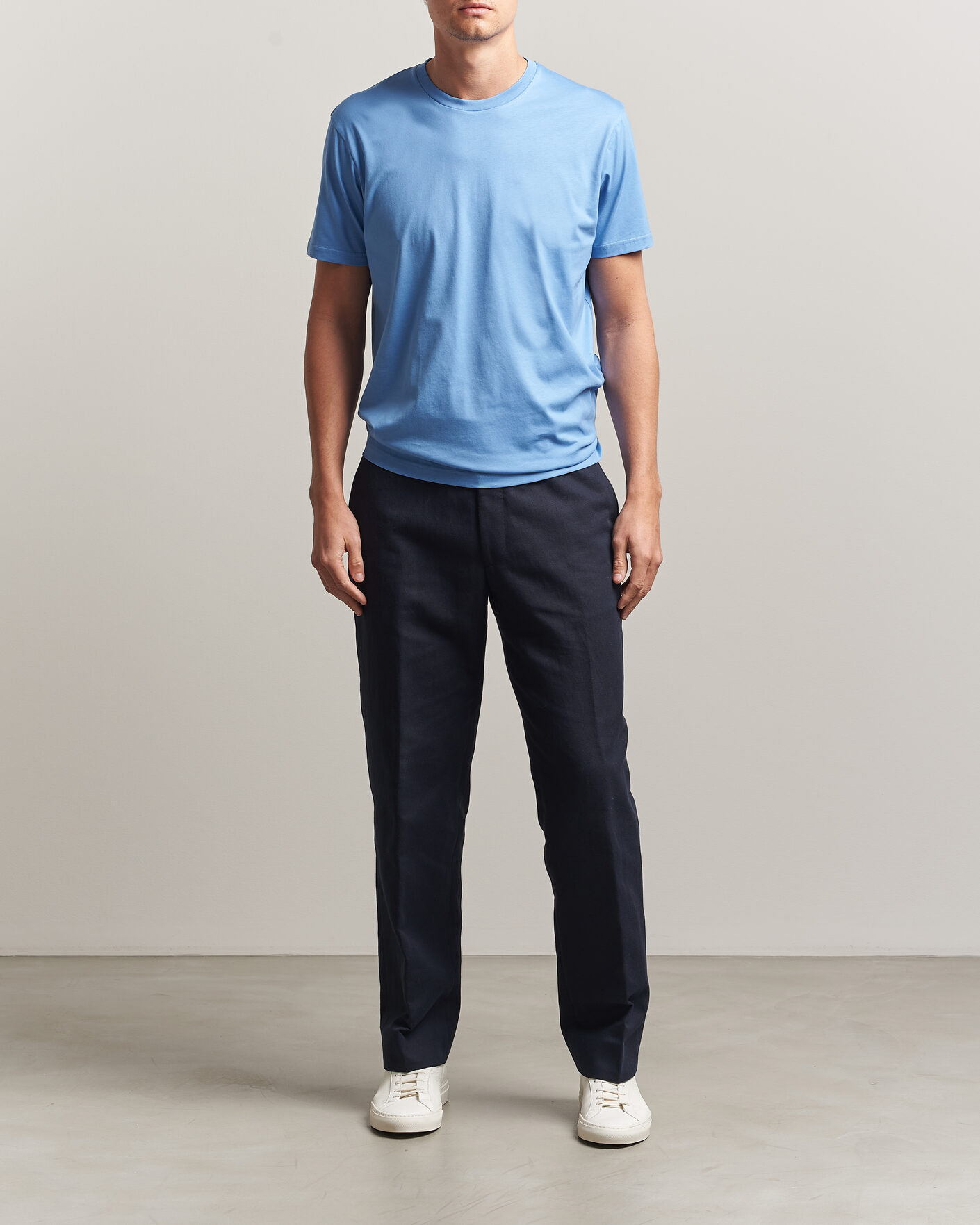 Men | T-Shirts | Sunspel | Riviera Midweight T-Shirt Azure Blue