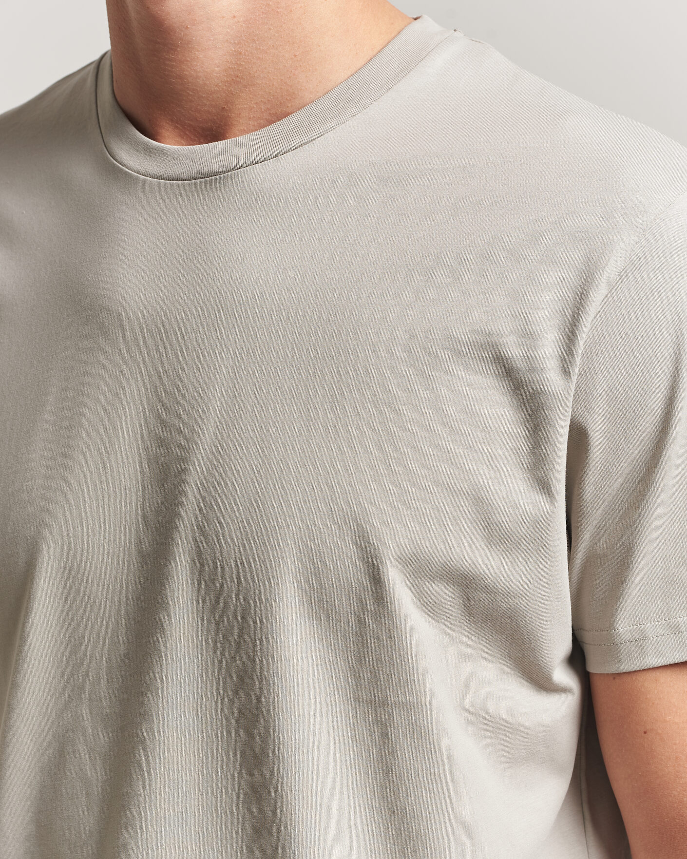 Men | T-Shirts | Sunspel | Riviera Midweight T-Shirt Ash