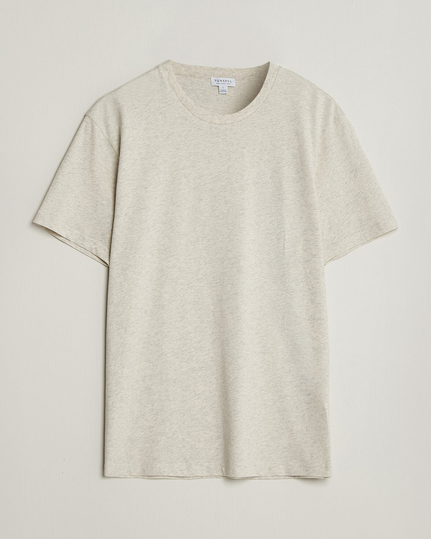 Men | T-Shirts | Sunspel | Riviera Midweight T-Shirt Archive White