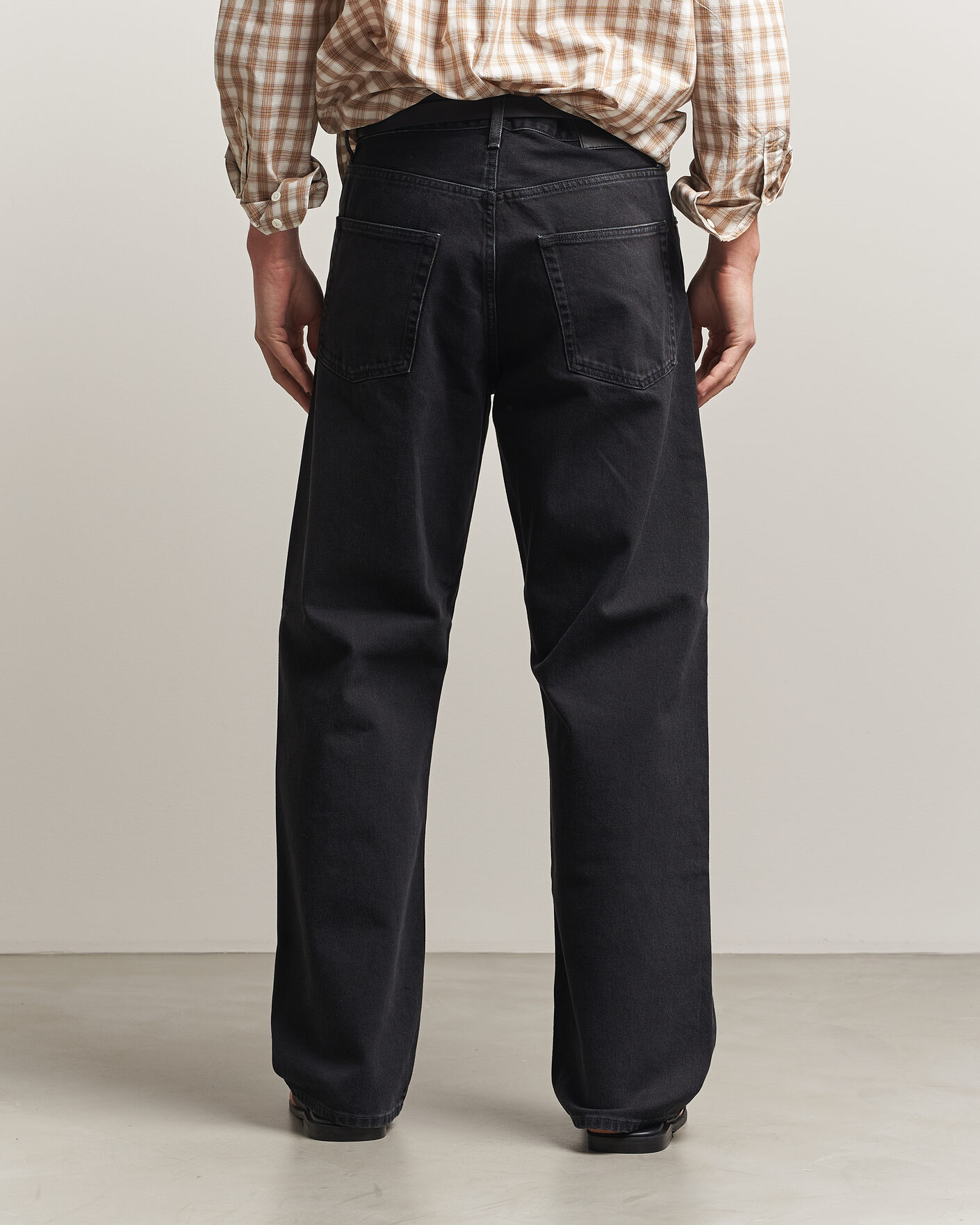 Men | Trousers | Sunflower | Loose Jeans Washed Black