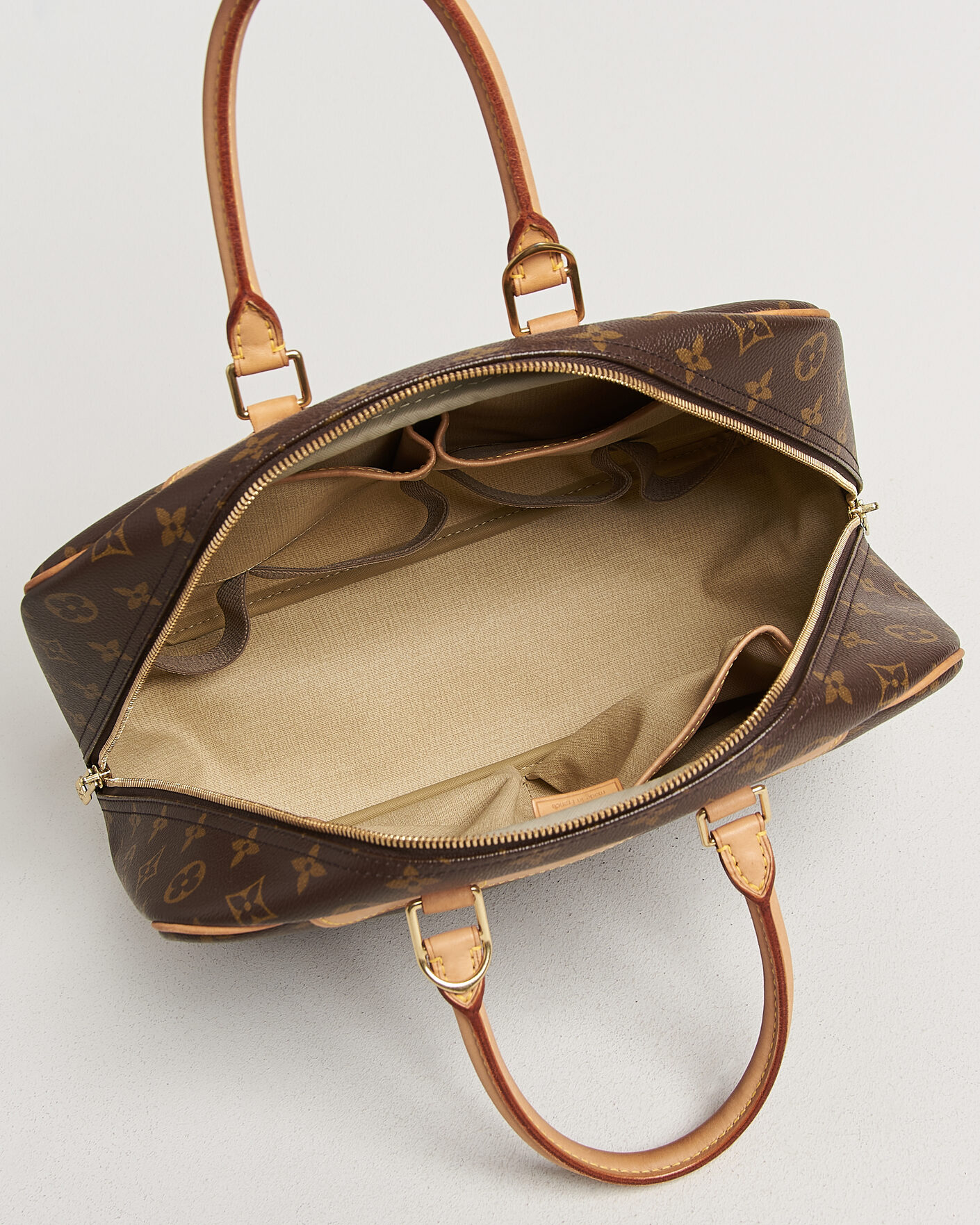 Louis Vuitton Pre-Owned Deauville Bag Monogram at CareOfCarl.com