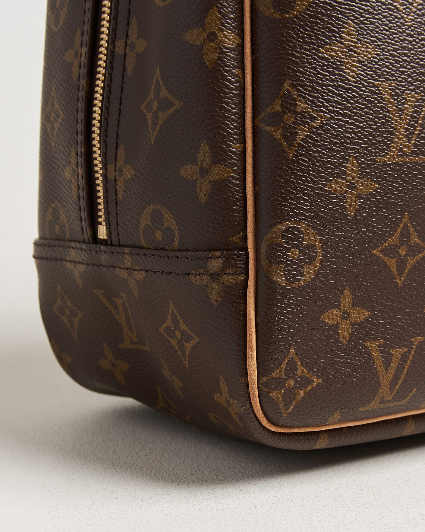 Men | Pre-Owned & Vintage Bags | Louis Vuitton Pre-Owned | Deauville Bag Monogram
