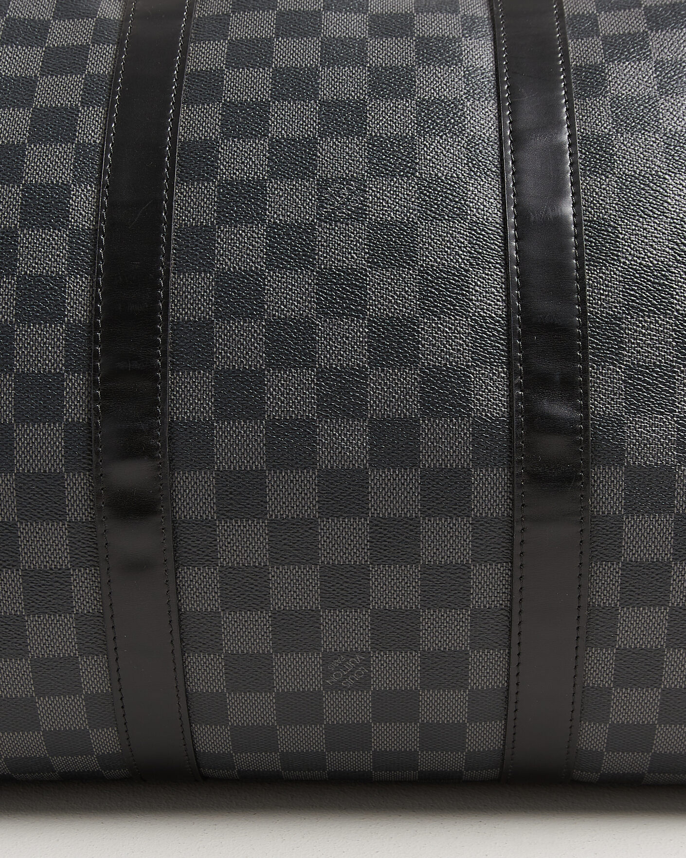 Men | Pre-Owned & Vintage Bags | Louis Vuitton Pre-Owned | Keepall Bandouliére 55 Damier Graphite