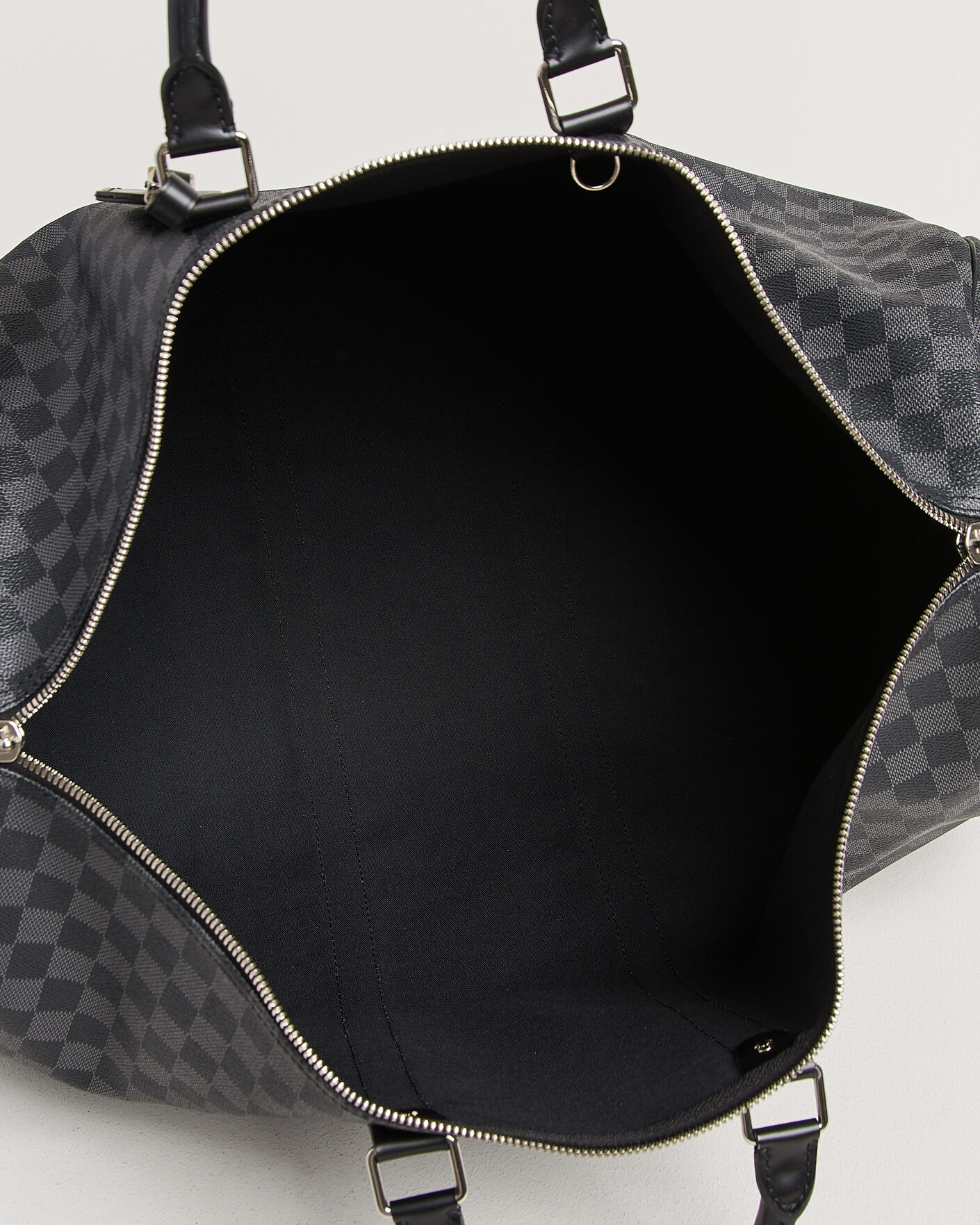 Men | Pre-Owned & Vintage Bags | Louis Vuitton Pre-Owned | Keepall Bandouliére 55 Damier Graphite
