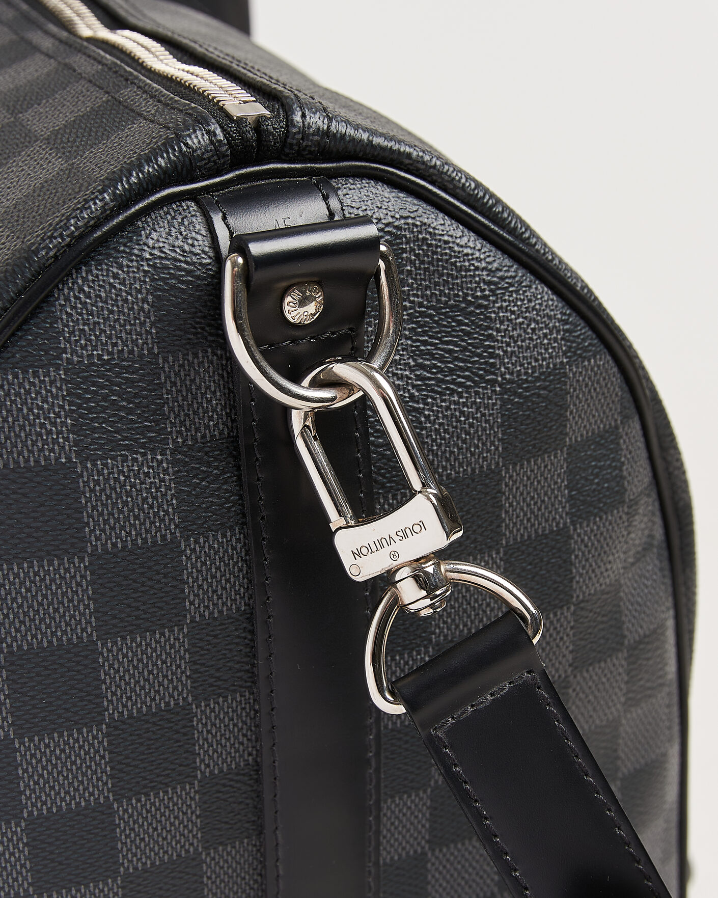 Men | Pre-Owned & Vintage Bags | Louis Vuitton Pre-Owned | Keepall Bandouliére 45 Damier Graphite