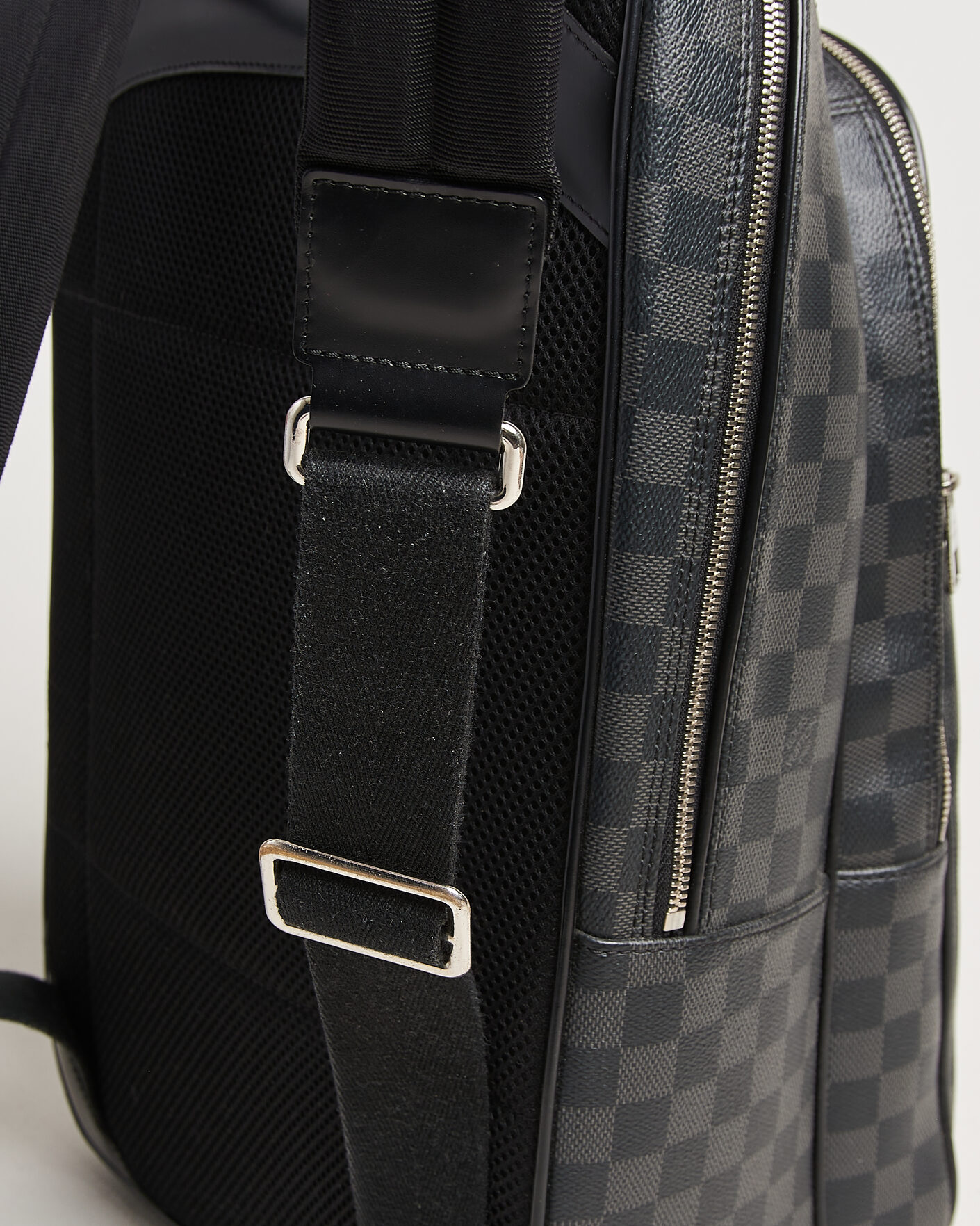 Men | Louis Vuitton Pre-Owned Michael Backpack Damier Graphite Damier Graphite | Louis Vuitton Pre-Owned | Michael Backpack Damier Graphite Damier Graphite