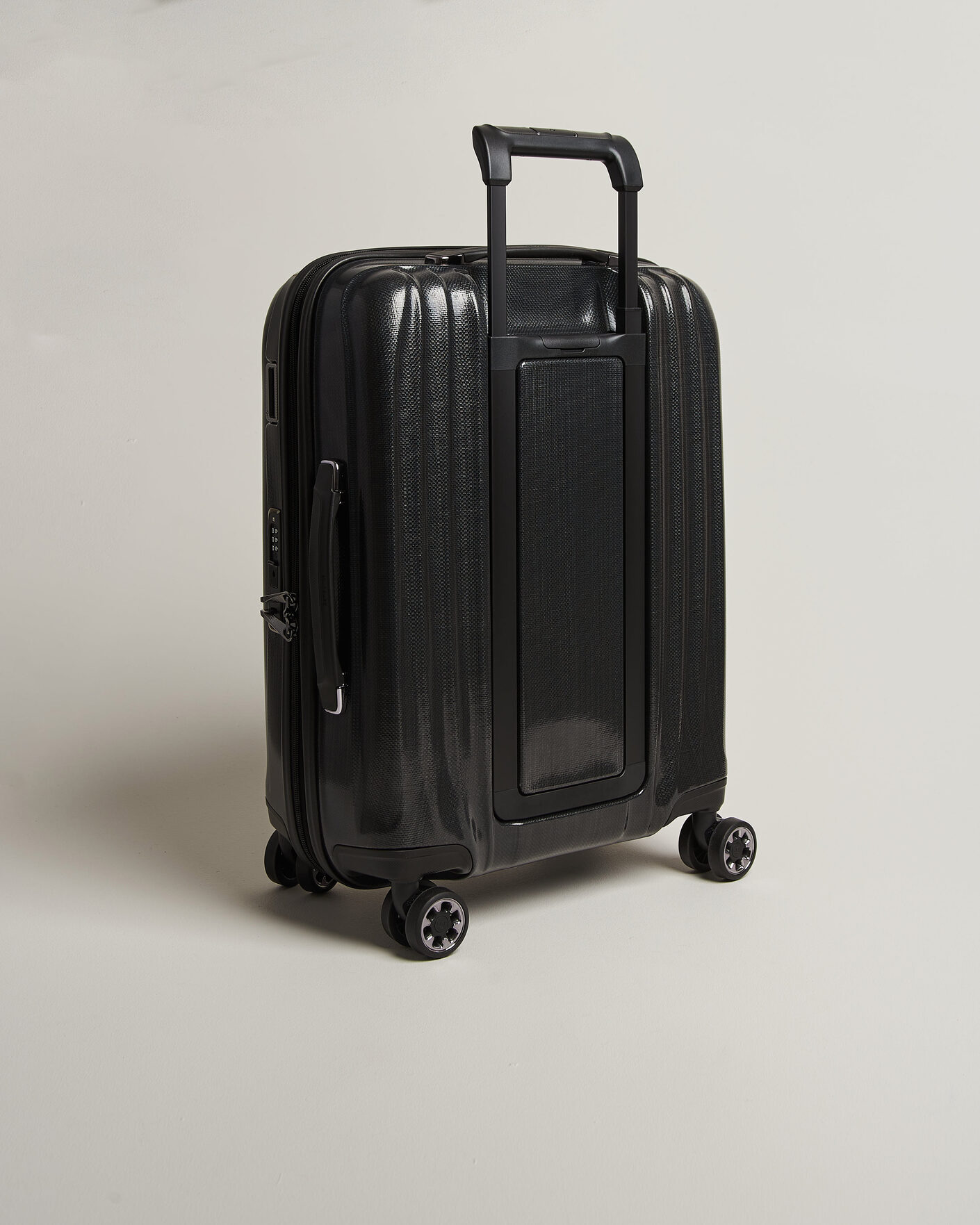 Men | Bags | Samsonite | Nexis Spinner Carry-On Onyx Black